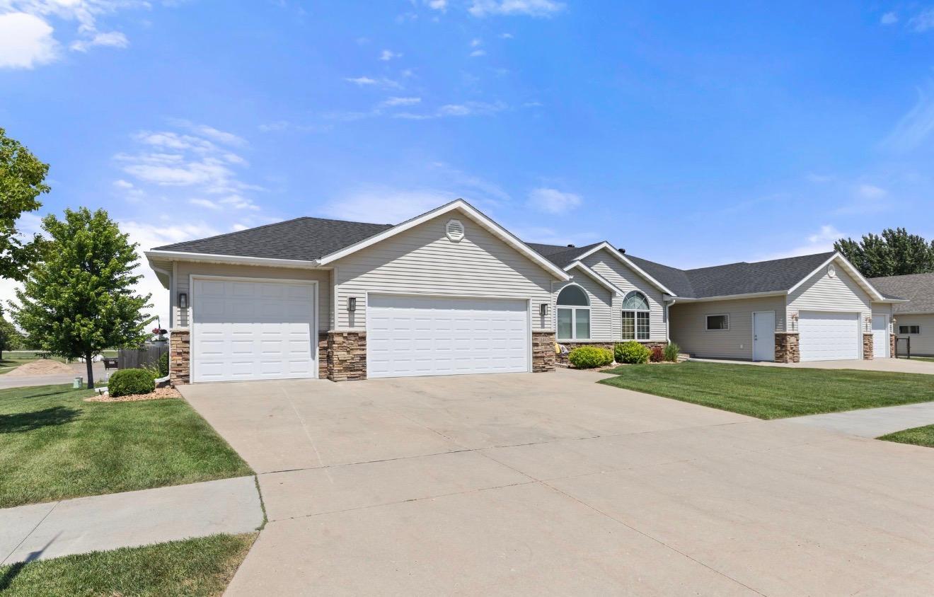 3410 Village Green Drive, Moorhead MN 56560 - Photo 4 of 52