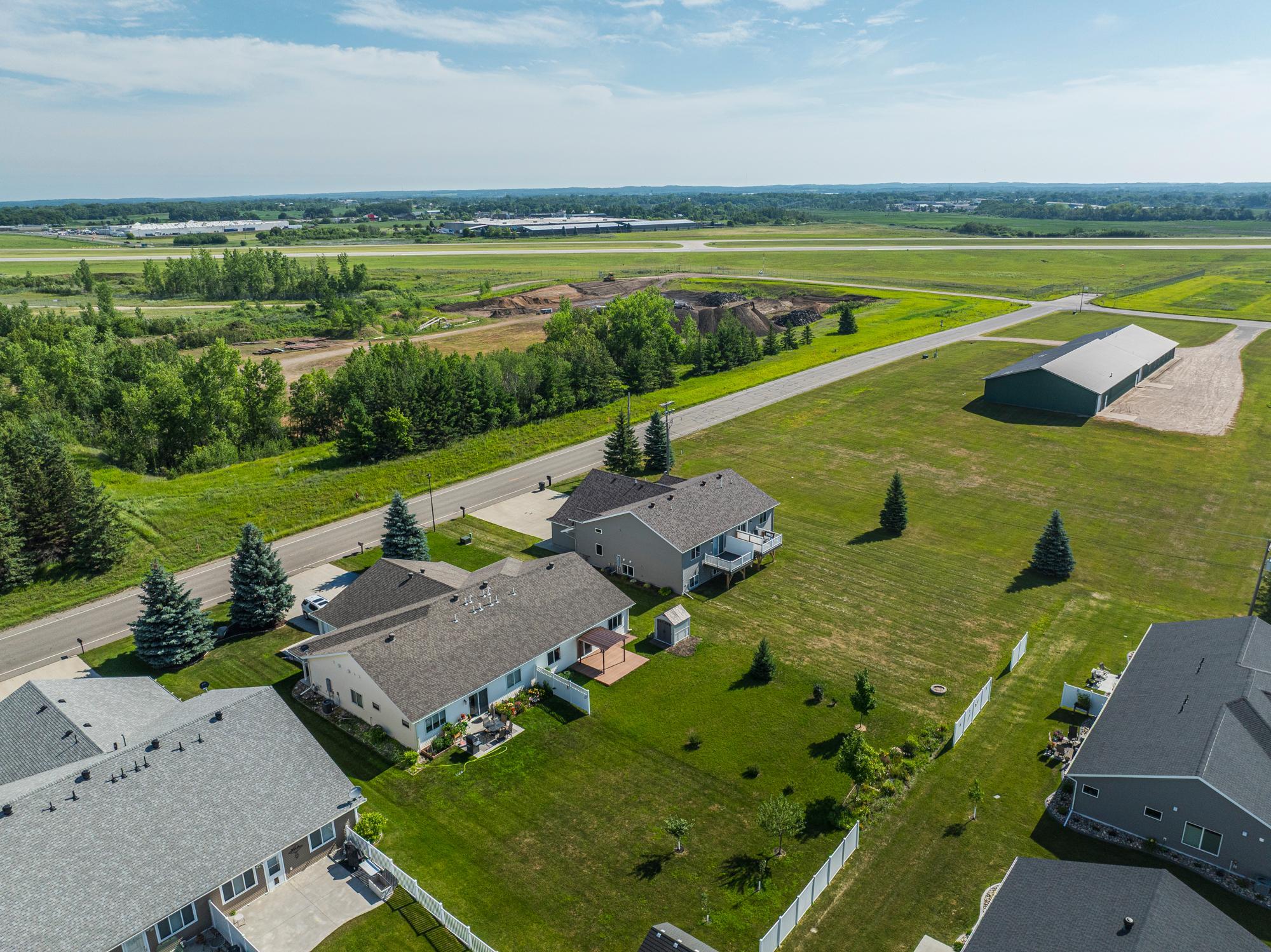 2018 twin home for sale at 1877 Longview Drive in Detroit Lakes, MN — 3 bed, 2 bath (photo 24 of 25)