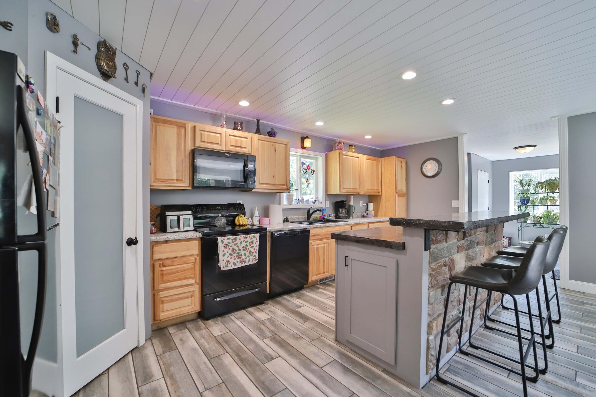 1040 Big Bear Trail SW, Brainerd MN 56401 - Photo 4 of 59