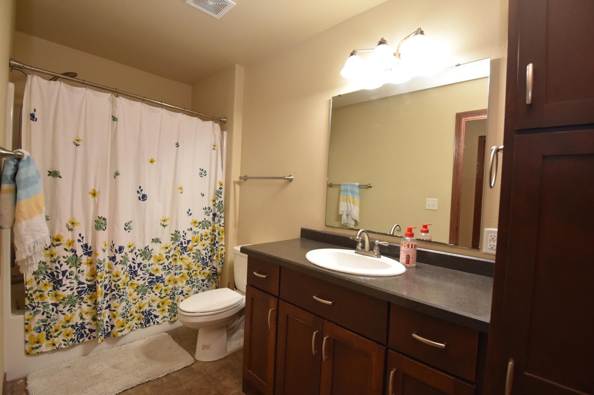 6105 61 Avenue S, Fargo ND 58104 - Photo 26 of 31