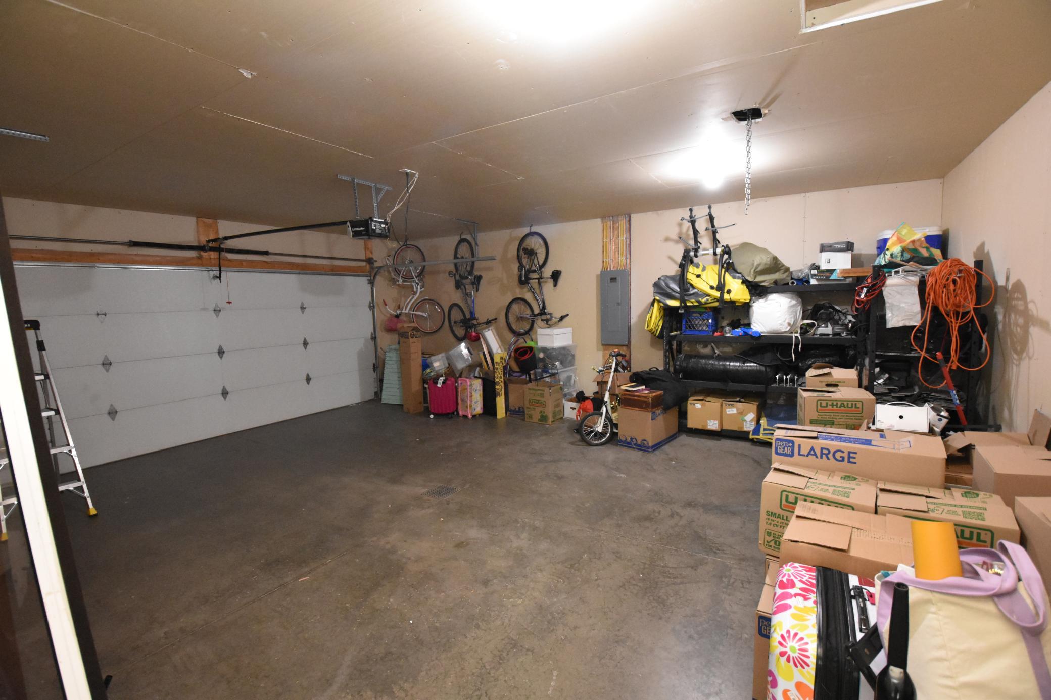 6105 61 Avenue S, Fargo ND 58104 - Photo 28 of 31