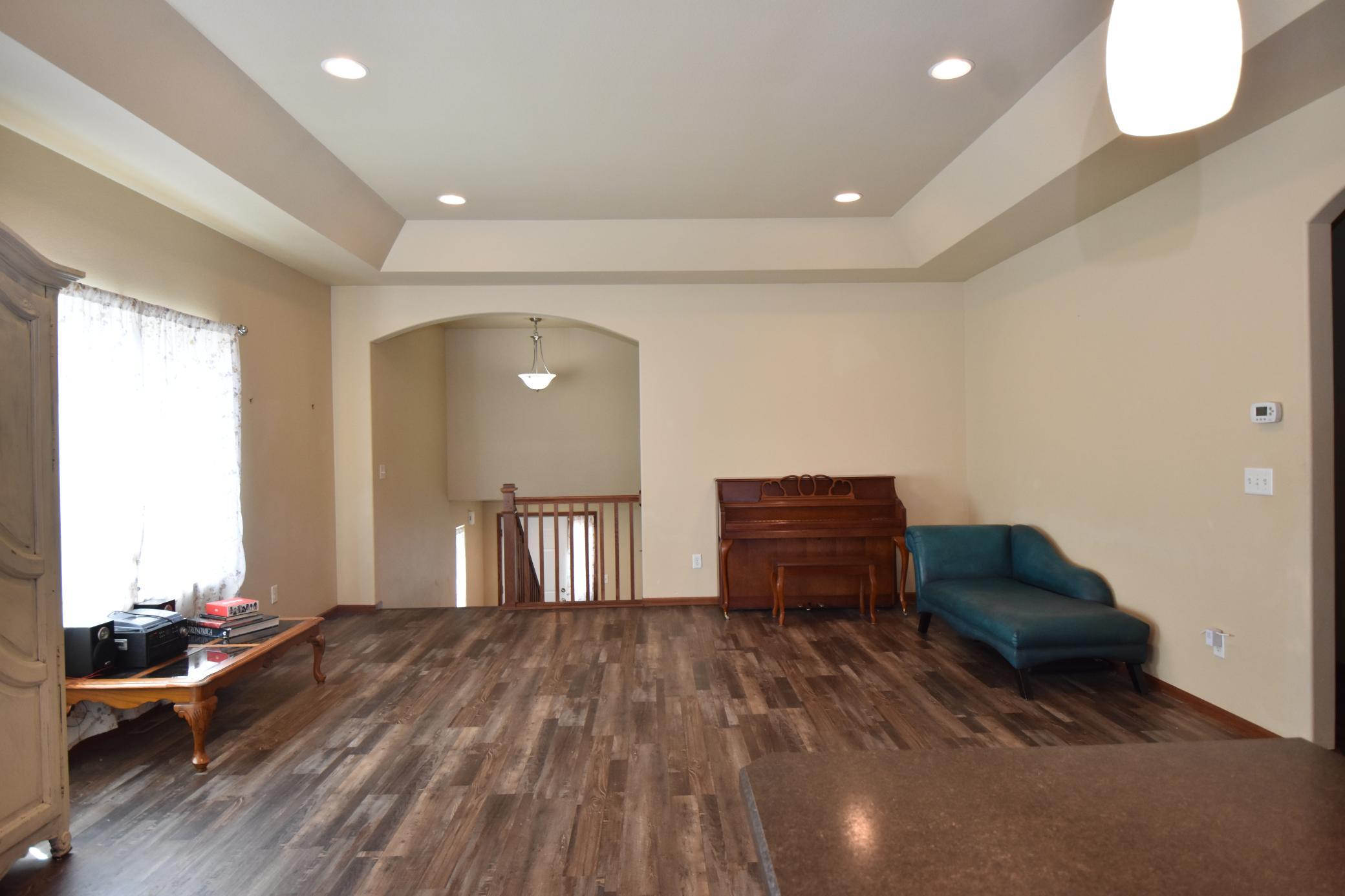 6105 61 Avenue S, Fargo ND 58104 - Photo 8 of 31