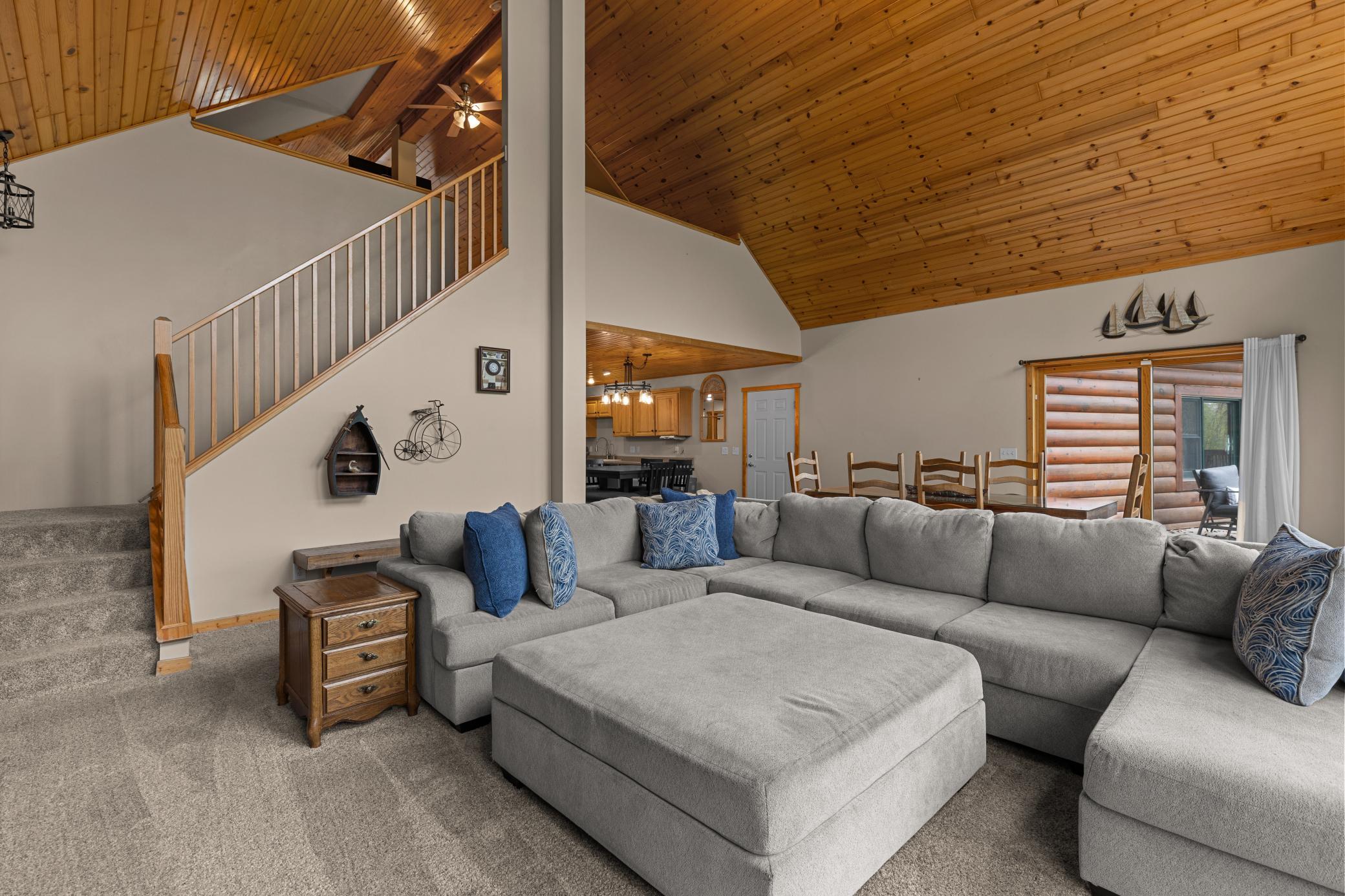 2005 single family home for sale at 6454 Flying Jib in Garrison, MN — 5 bed, 3 bath (photo 2 of 47)