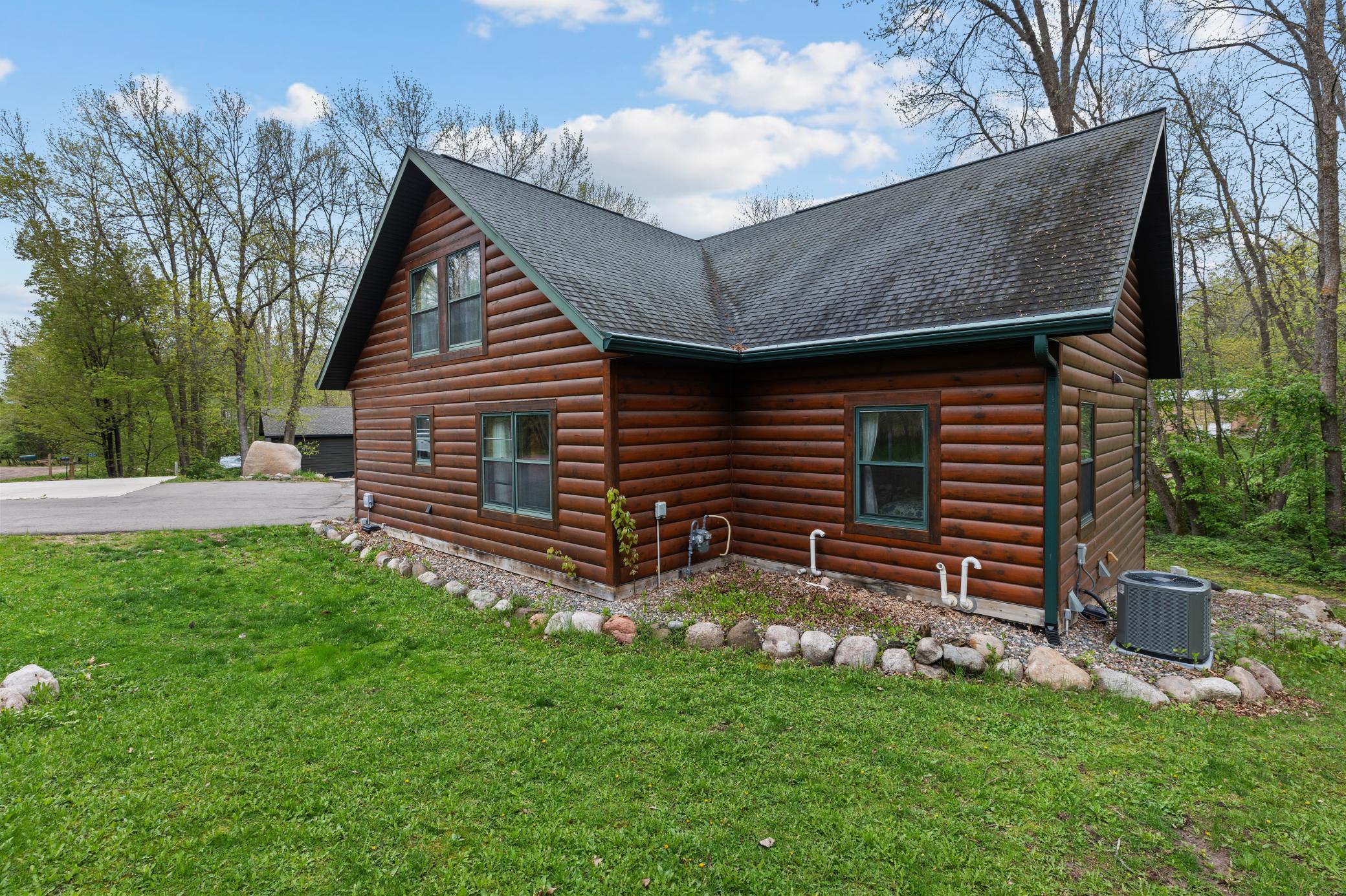 2005 single family home for sale at 6454 Flying Jib in Garrison, MN — 5 bed, 3 bath (photo 15 of 47)
