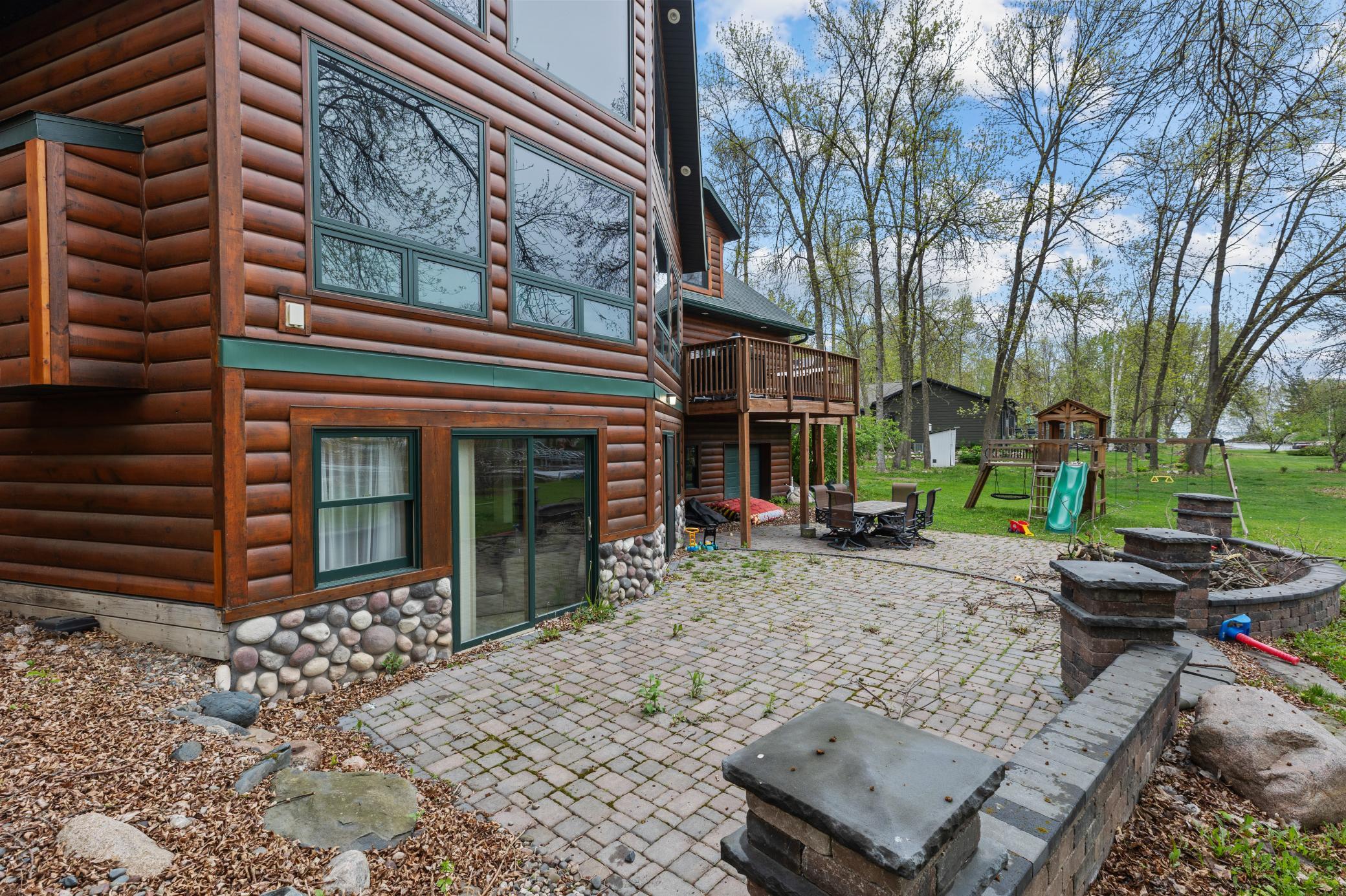 2005 single family home for sale at 6454 Flying Jib in Garrison, MN — 5 bed, 3 bath (photo 16 of 47)