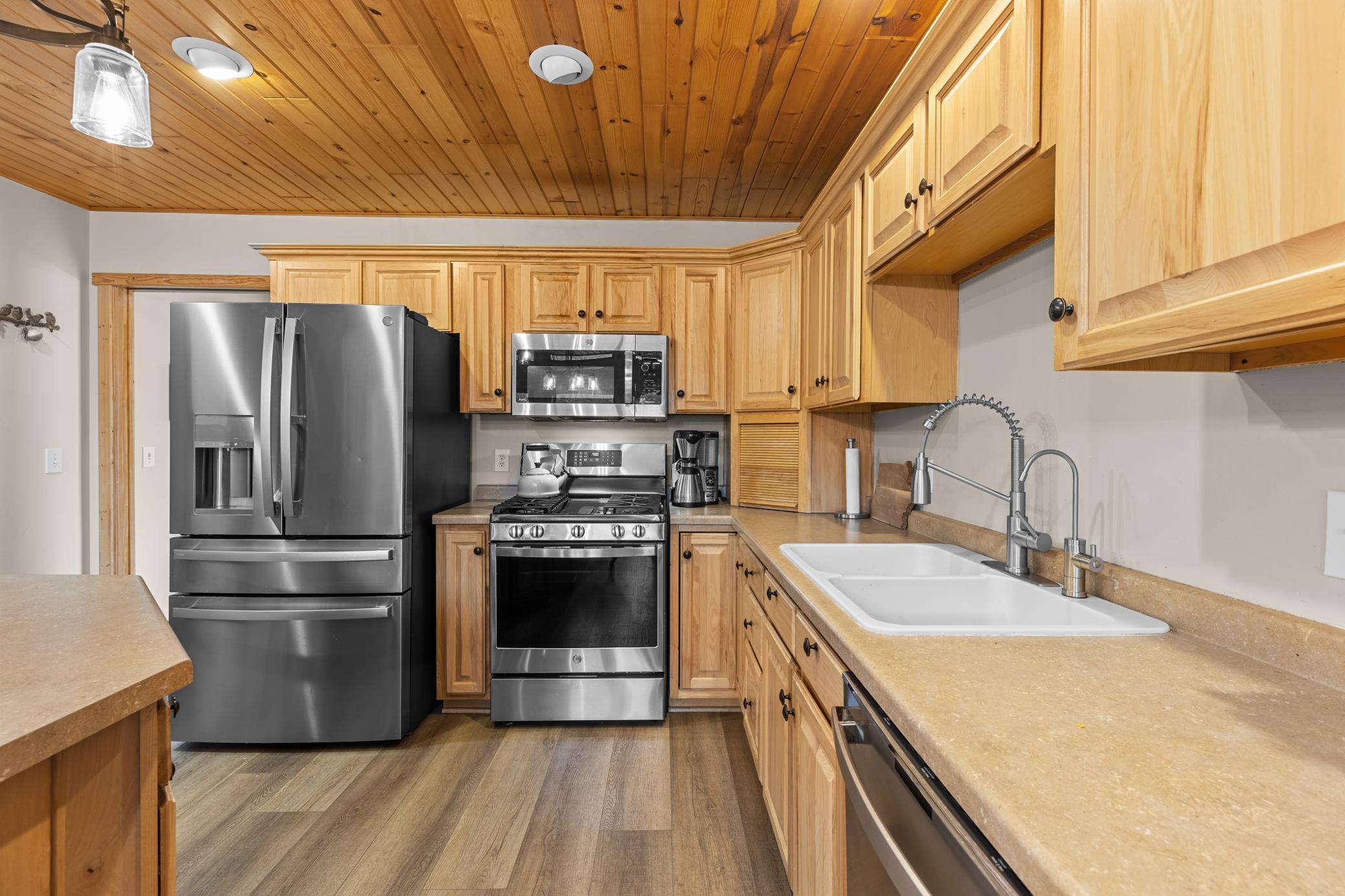 2005 single family home for sale at 6454 Flying Jib in Garrison, MN — 5 bed, 3 bath (photo 45 of 47)