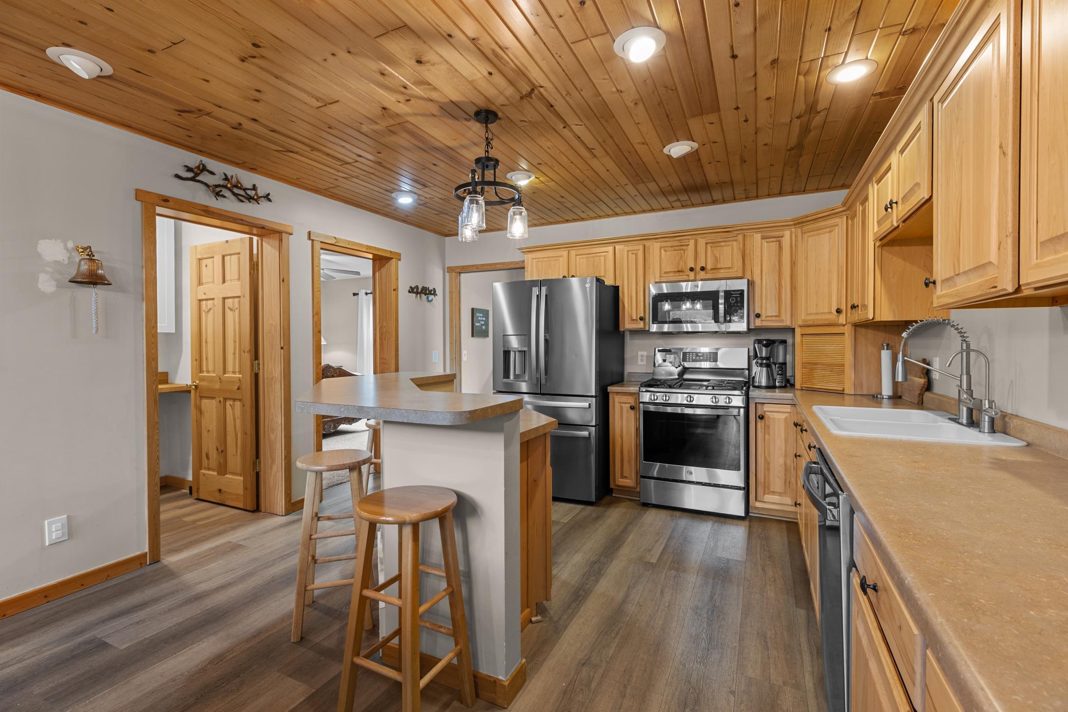 2005 single family home for sale at 6454 Flying Jib in Garrison, MN — 5 bed, 3 bath (photo 46 of 47)