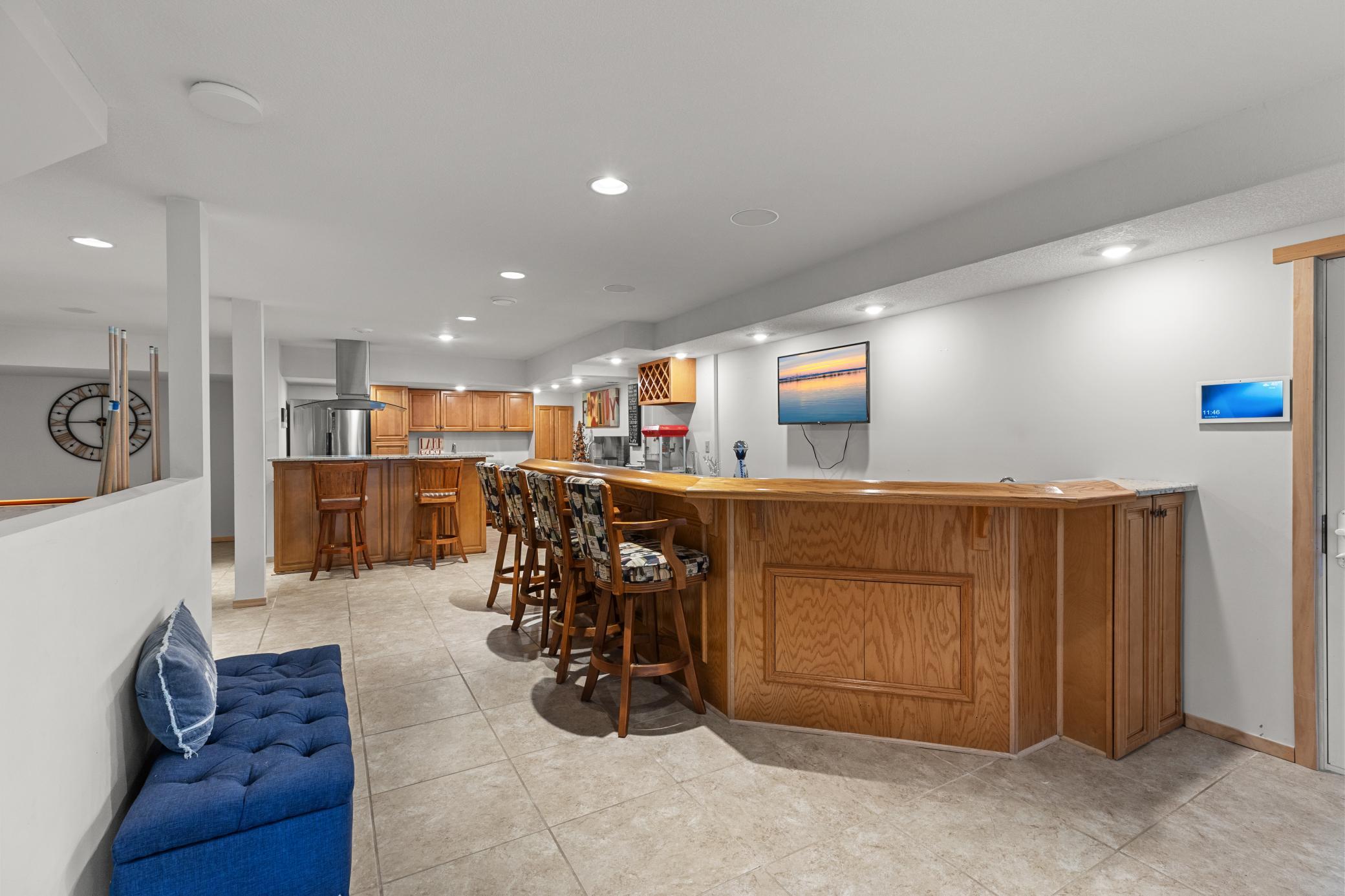 2005 single family home for sale at 6454 Flying Jib in Garrison, MN — 5 bed, 3 bath (photo 6 of 47)