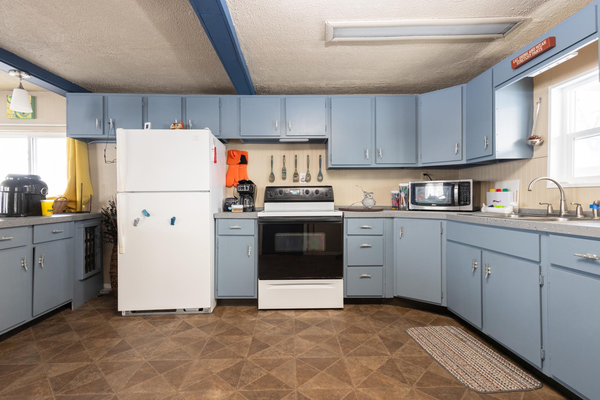 24932 Wall Lake Point Circle, Fergus Falls MN 56537 - Photo 8 of 36