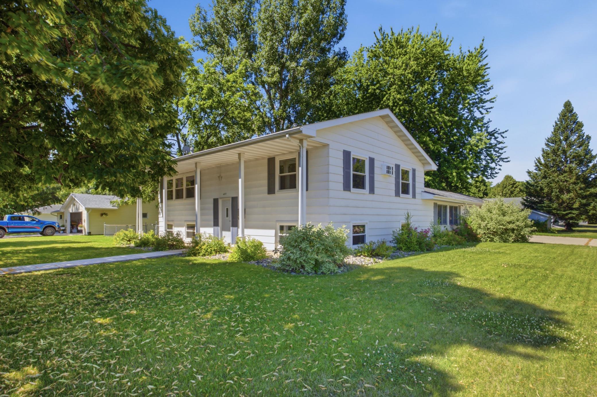 429 14th Street N, Breckenridge MN 56520 - Photo 3 of 27