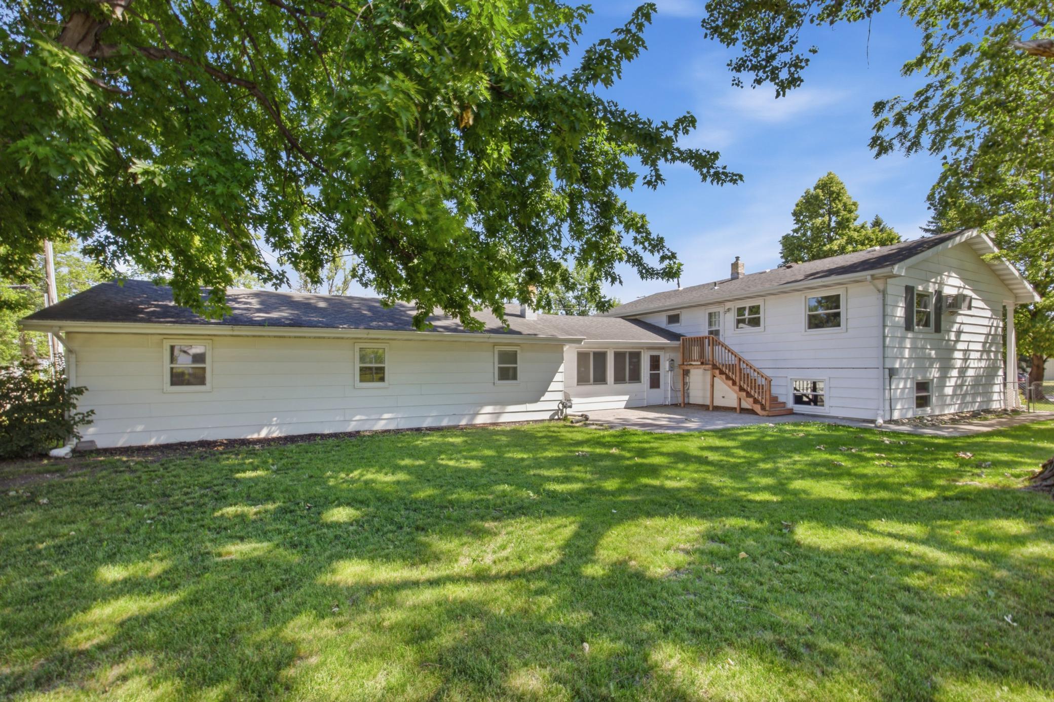 429 14th Street N, Breckenridge MN 56520 - Photo 4 of 27