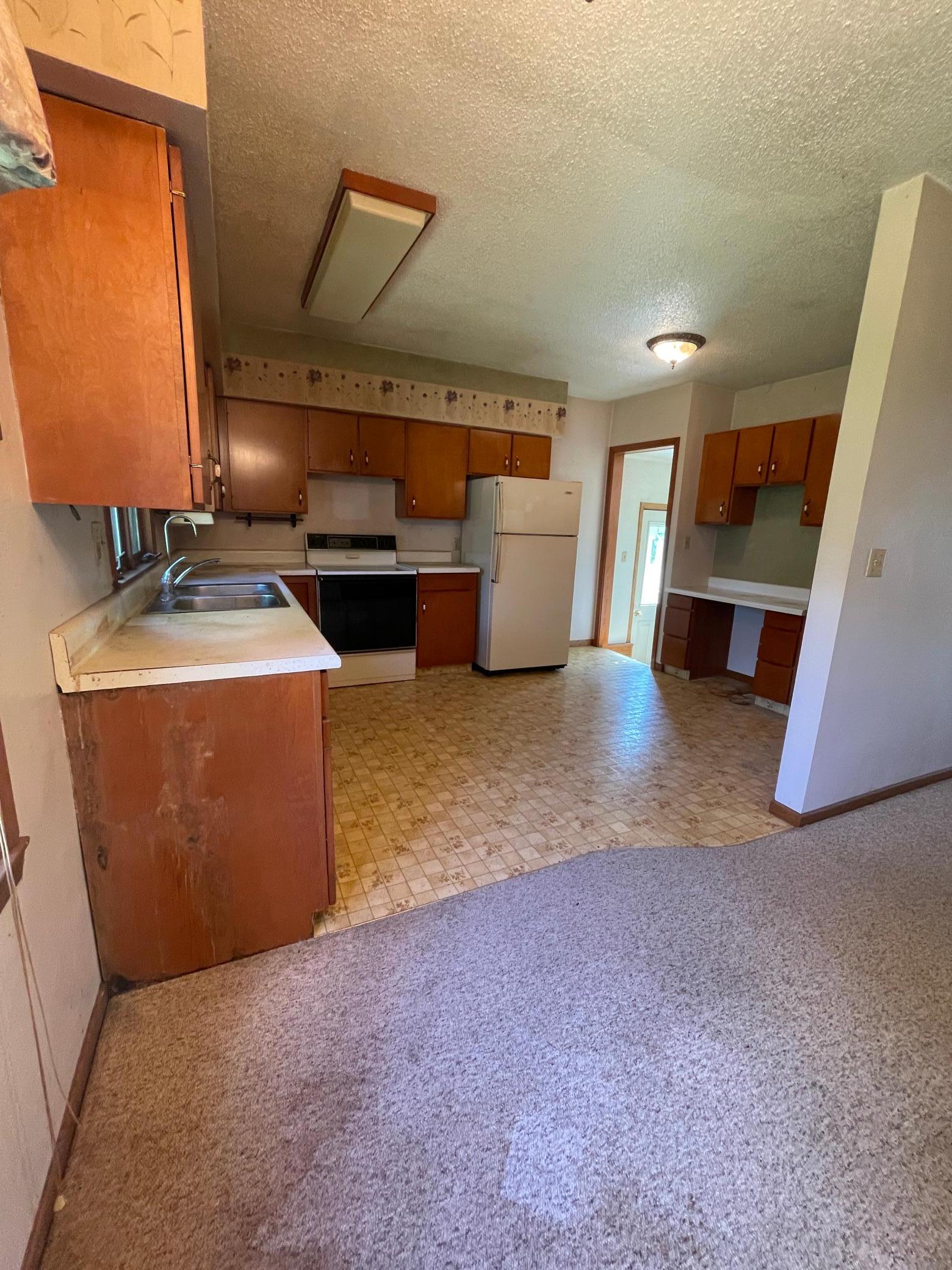 201 N 1st Street, Fort Ransom ND 58033 - Photo 5 of 25