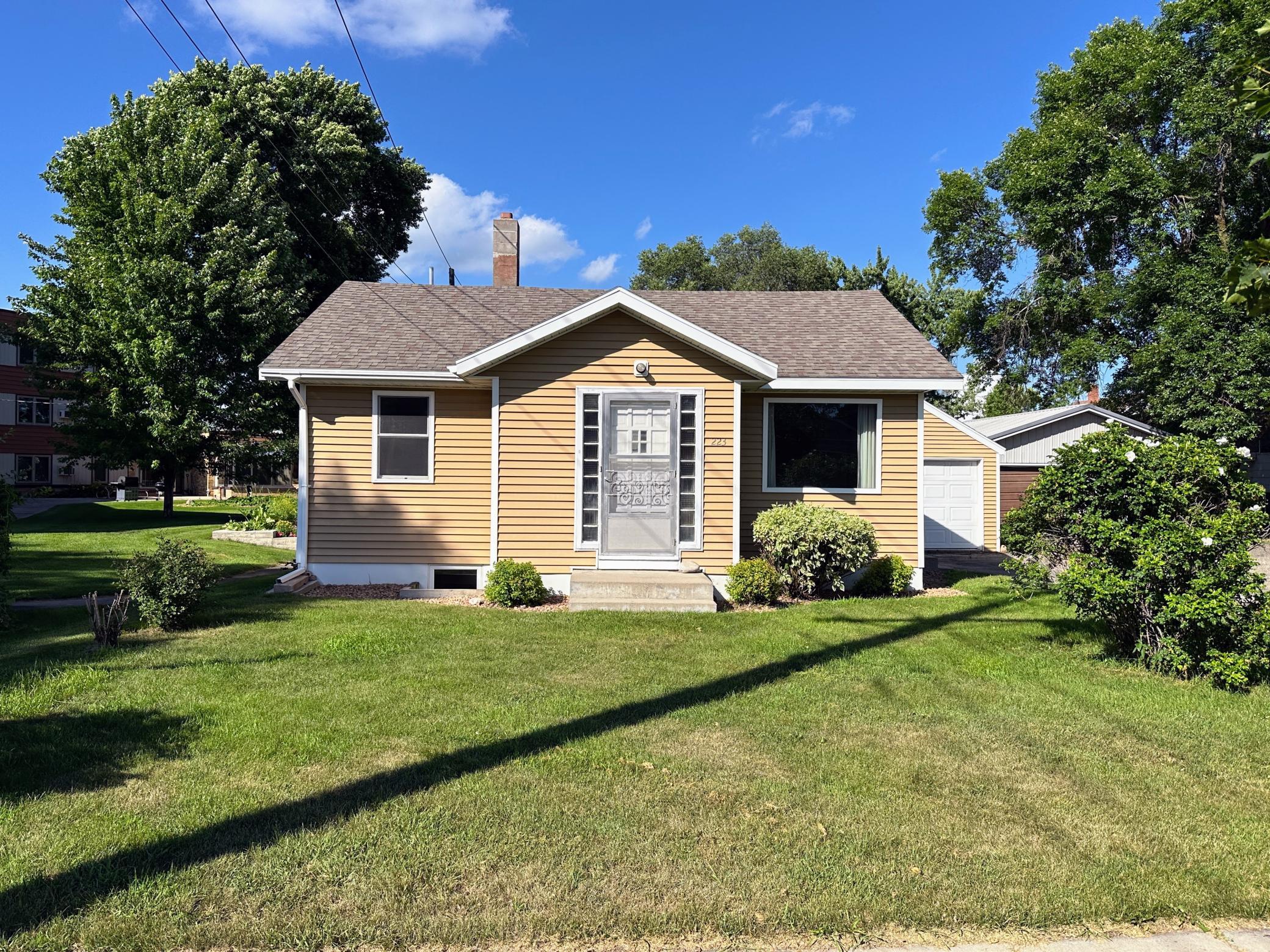 223 3rd Street SE, Perham MN 56573 - Photo 3 of 27