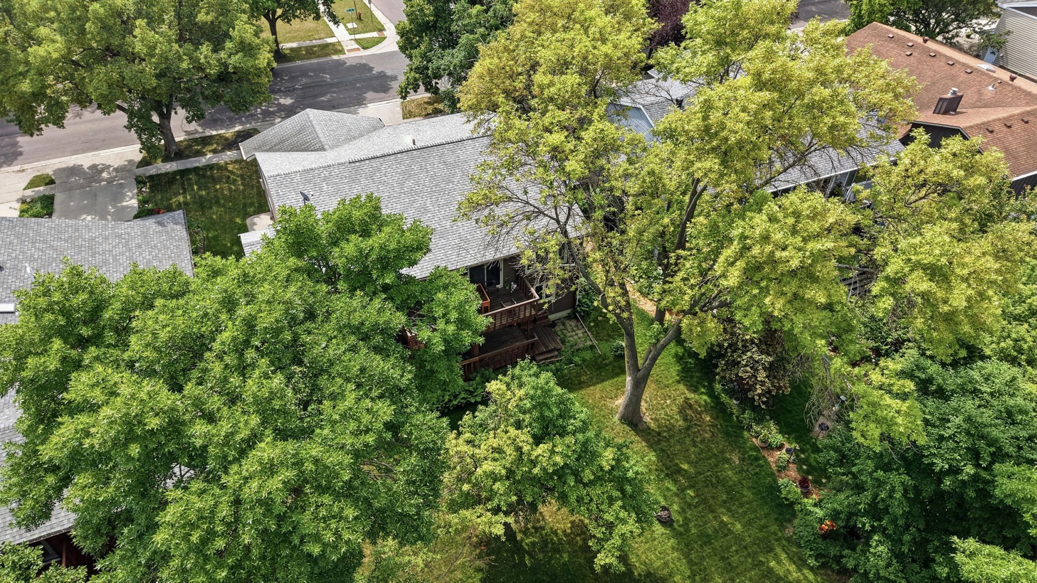 1976 twin home for sale at 1451 23rd Street S in Fargo, ND — 2 bed, 2 bath (photo 32 of 41)