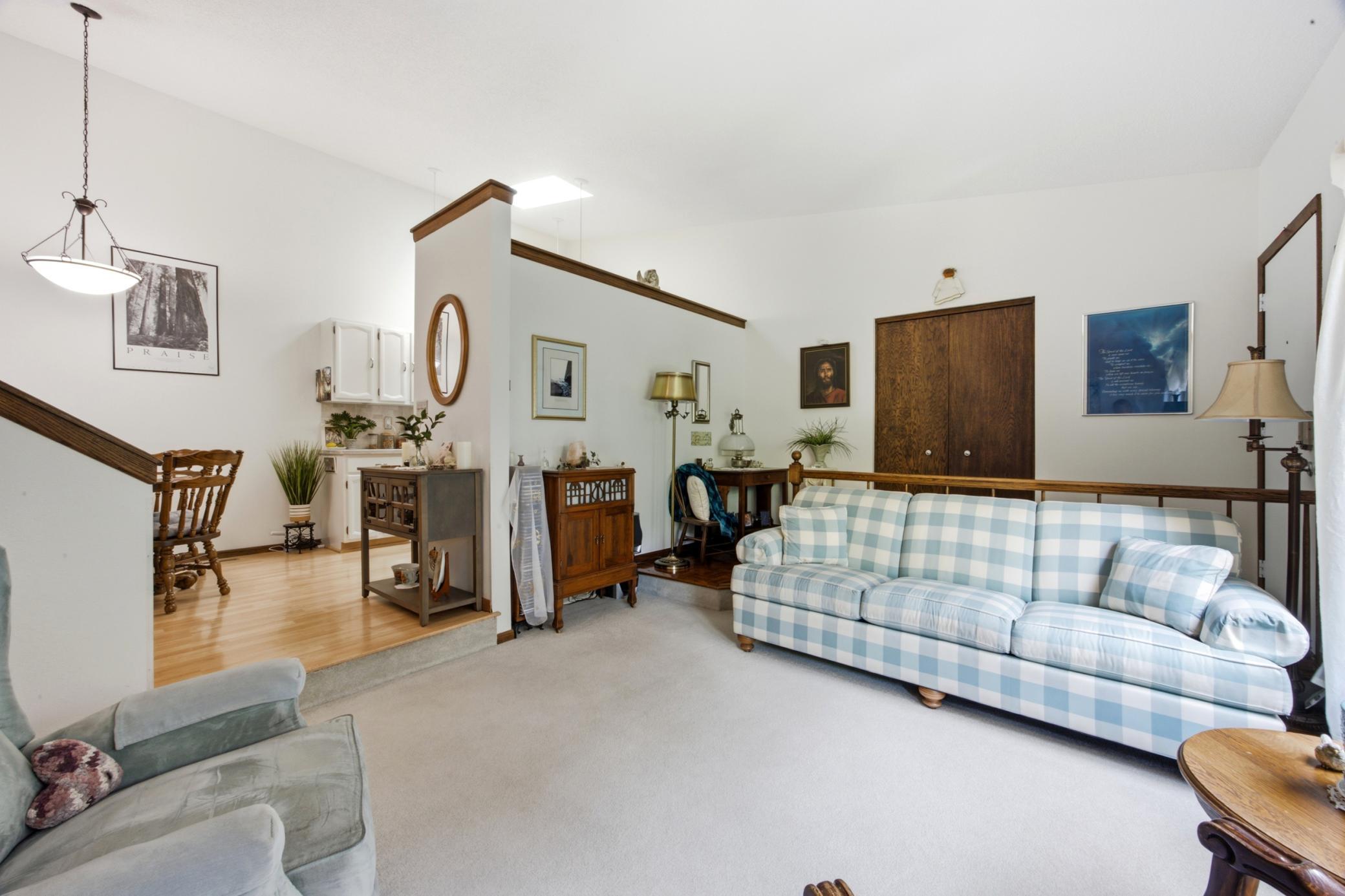 1976 twin home for sale at 1451 23rd Street S in Fargo, ND — 2 bed, 2 bath (photo 6 of 41)