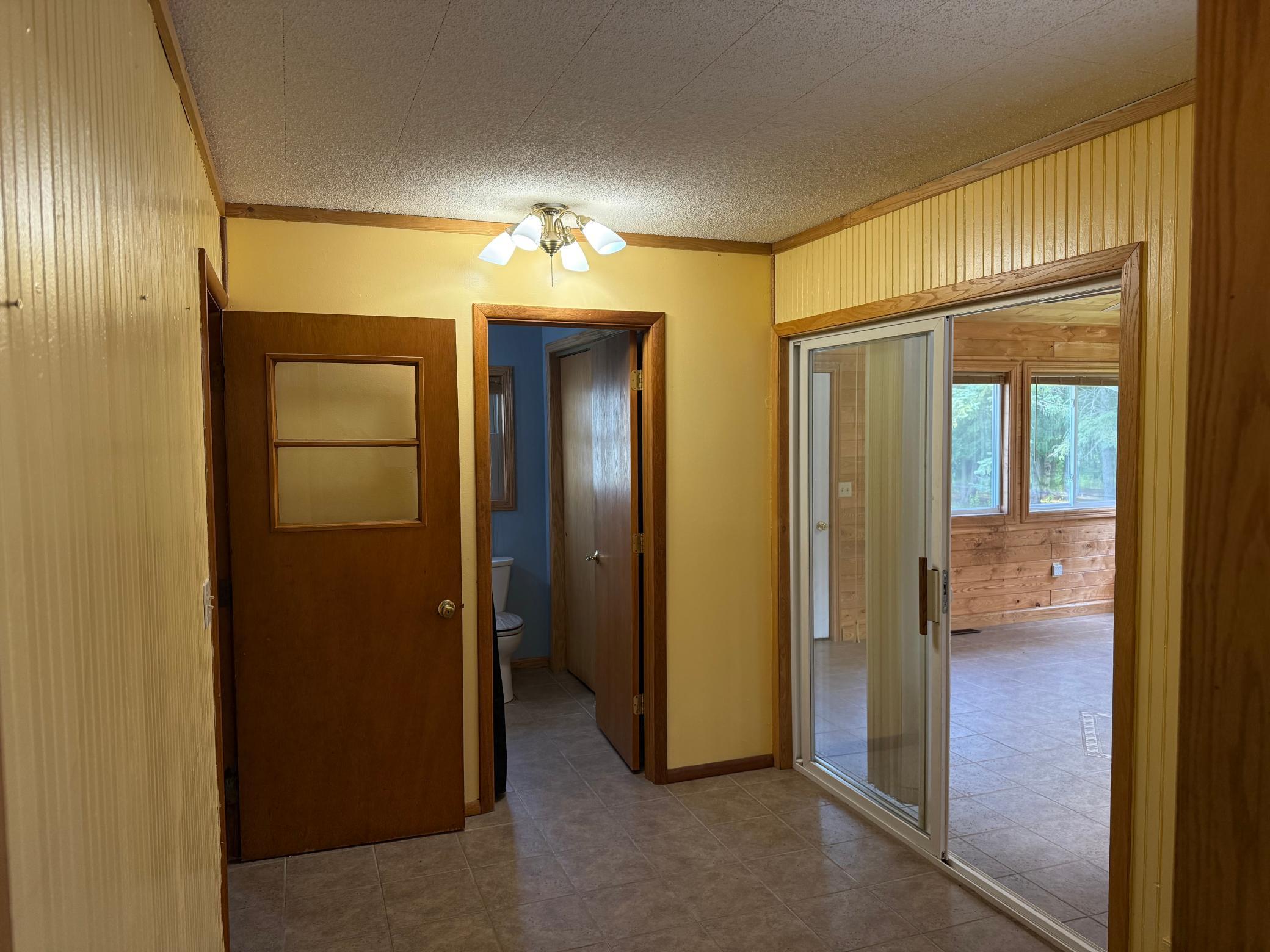 1970 single family home for sale at 2904 State Highway 172 NW in Baudette, MN — 2 bed, 2 bath (photo 20 of 32)