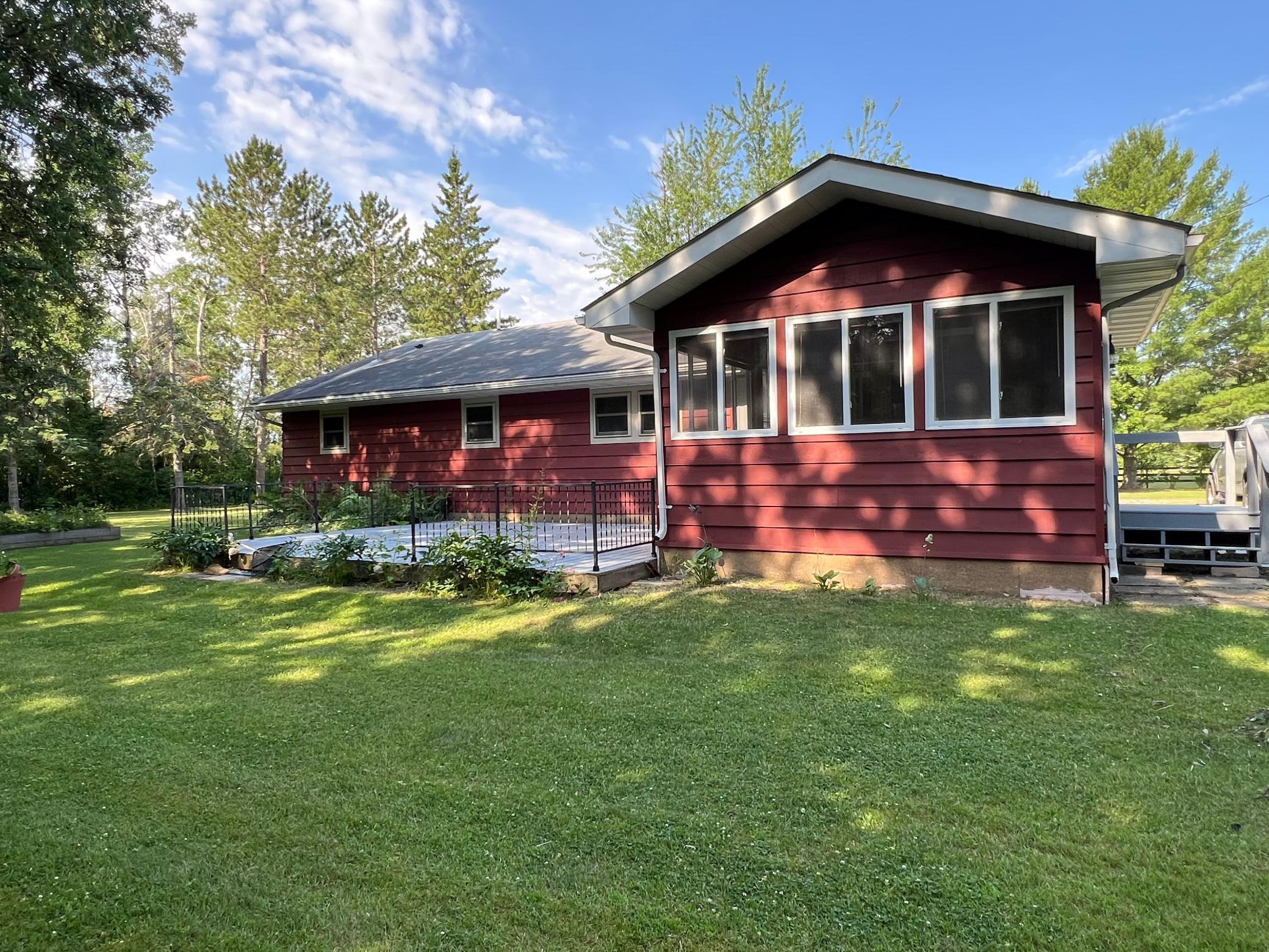 1970 single family home for sale at 2904 State Highway 172 NW in Baudette, MN — 2 bed, 2 bath (photo 4 of 32)