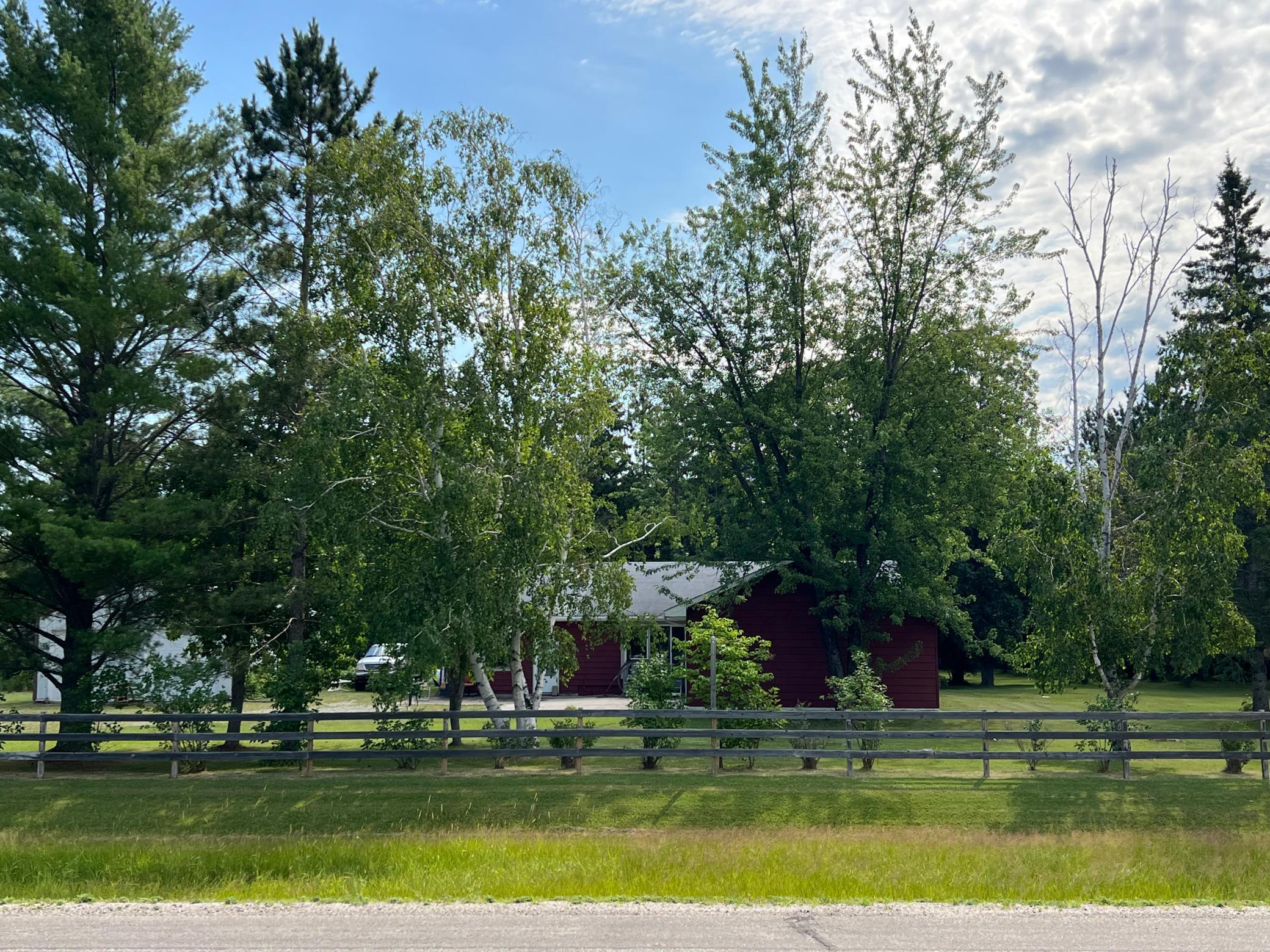 1970 single family home for sale at 2904 State Highway 172 NW in Baudette, MN — 2 bed, 2 bath (photo 6 of 32)