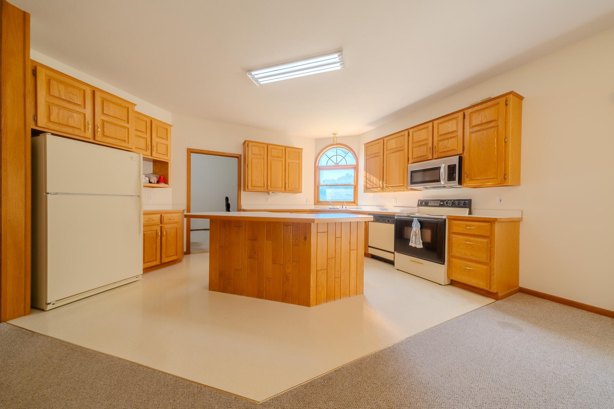 611 3rd Avenue SW, Long Prairie MN 56347 - Photo 10 of 42