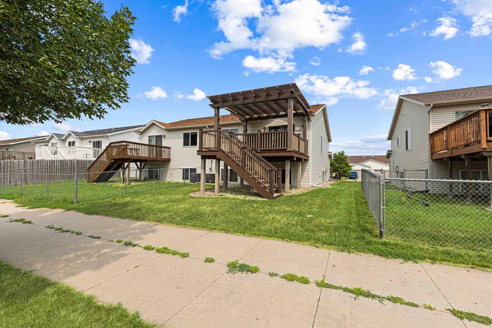 4324 39 1/2 Avenue S, Fargo ND 58104 - Photo 39 of 40
