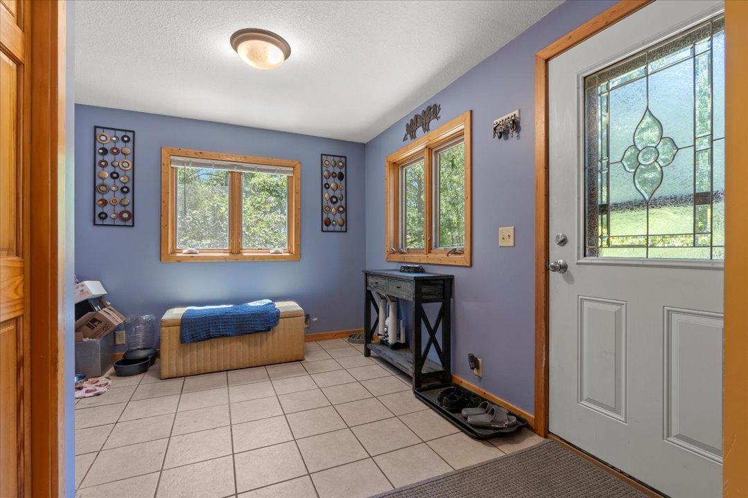 9364 Ossawinnamakee Road, Pequot Lakes MN 56472 - Photo 5 of 27