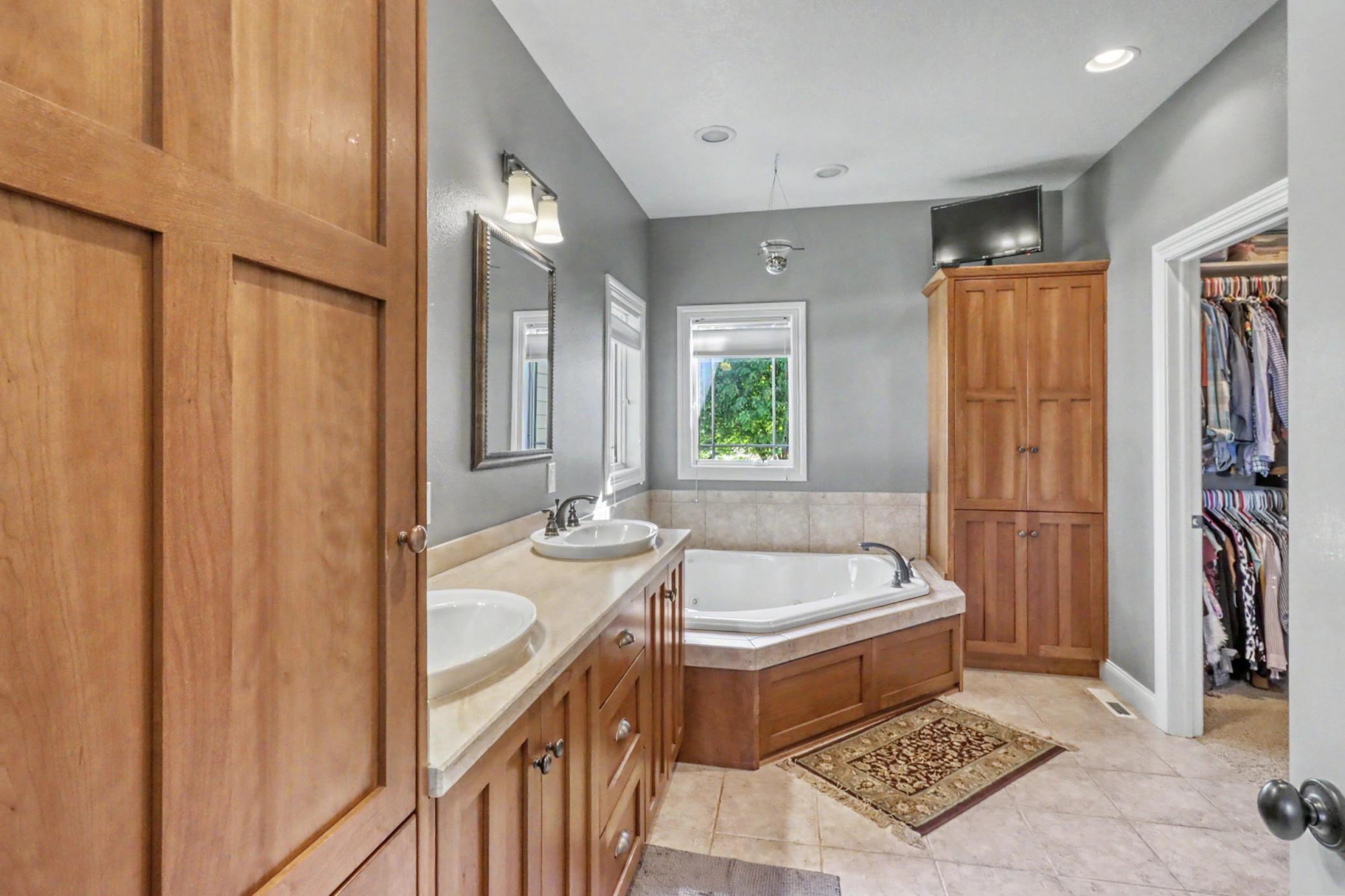 7013 Maple Lane, Horace ND 58047 - Photo 46 of 129