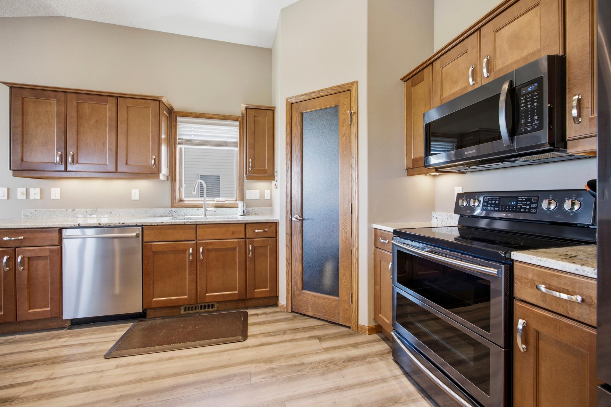 1831 Cypress Way, West Fargo ND 58078 - Photo 9 of 41