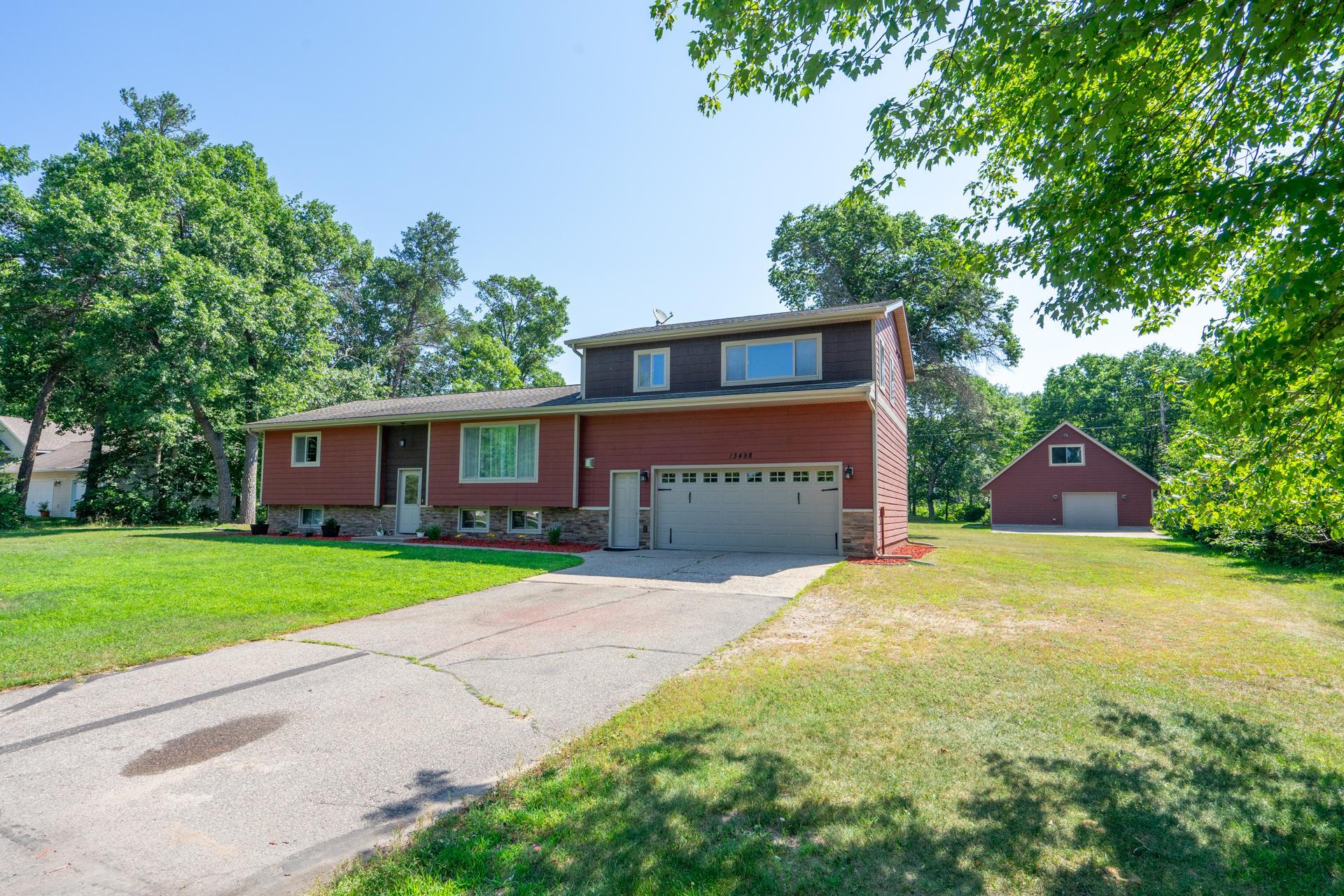 13498 Meredith Drive, Baxter MN 56425 - Photo 2 of 34