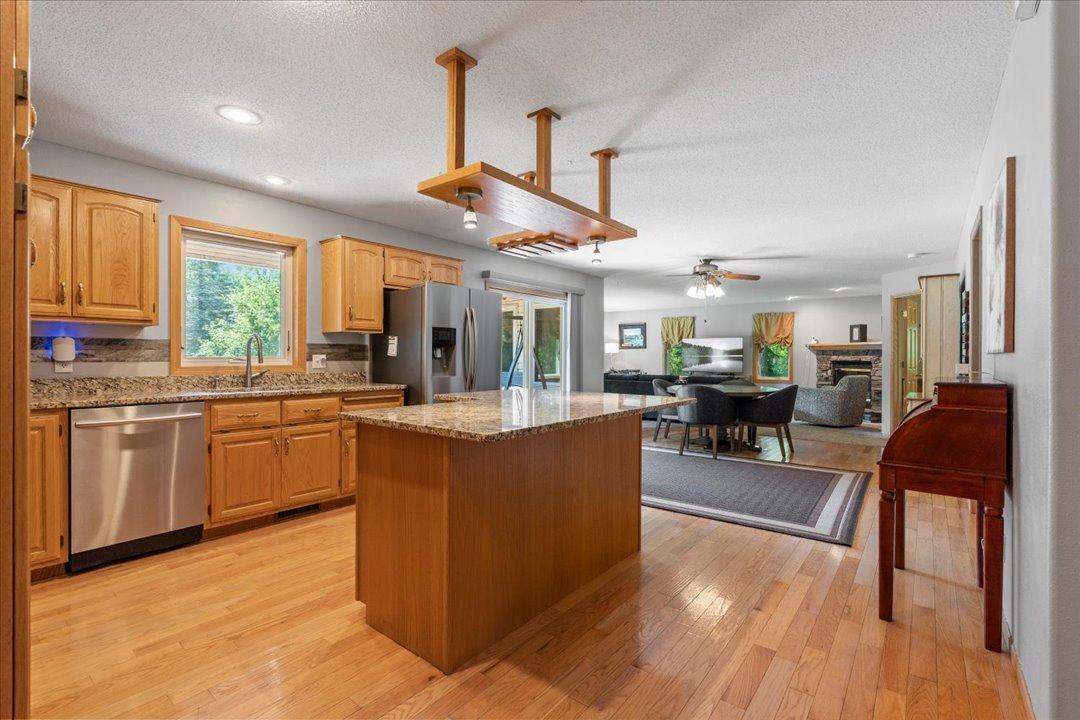 17892 Hideaway Drive, Brainerd MN 56401 - Photo 5 of 38