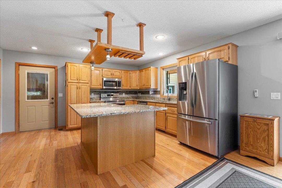 17892 Hideaway Drive, Brainerd MN 56401 - Photo 8 of 38