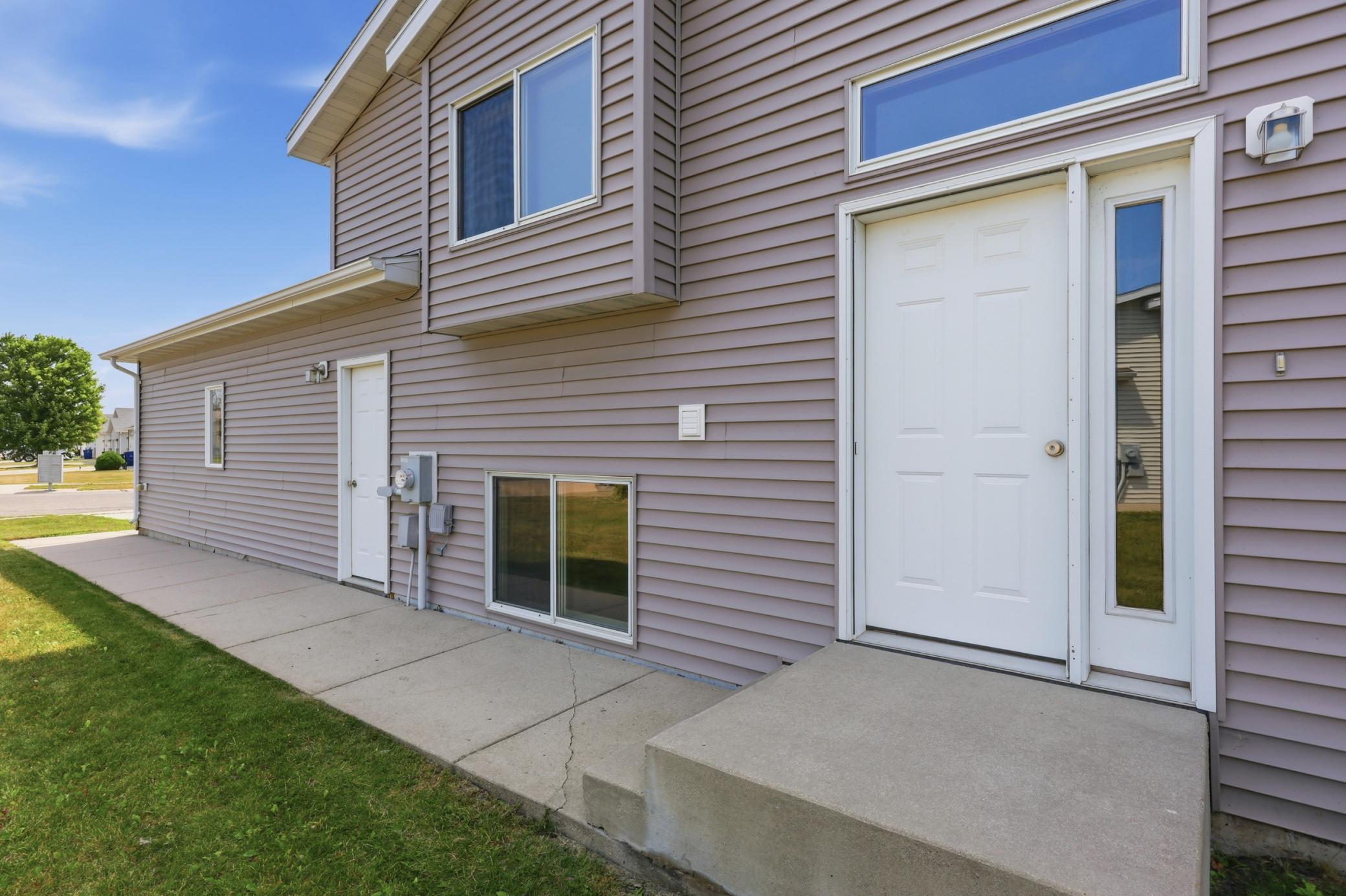 3501 10th Street S, Moorhead MN 56560 - Photo 2 of 25
