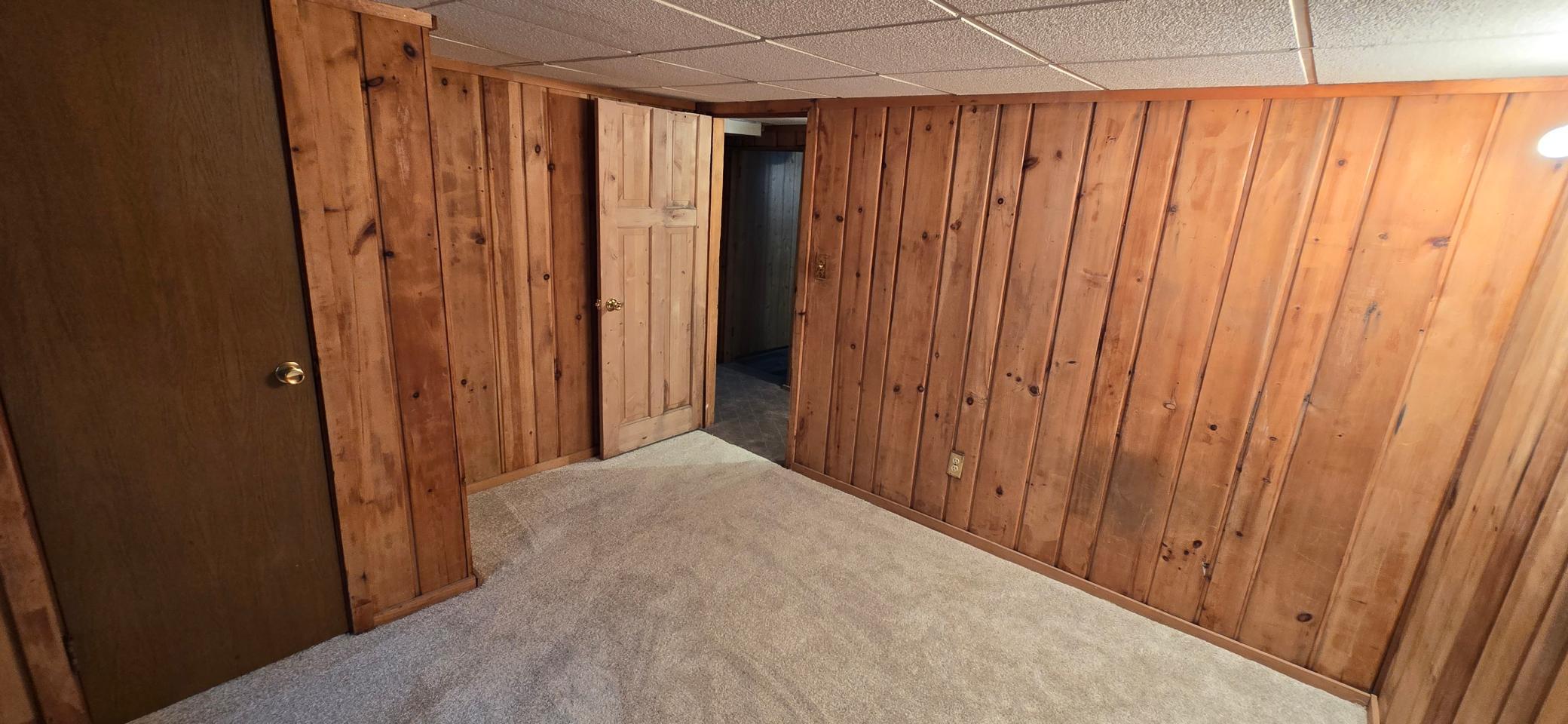 905 College Street N, Fargo ND 58102 - Photo 6 of 37