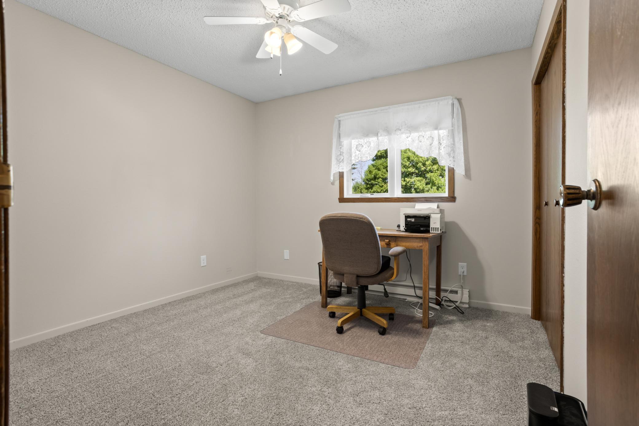 124 Prairiewood Drive S, Fargo ND 58103 - Photo 39 of 53