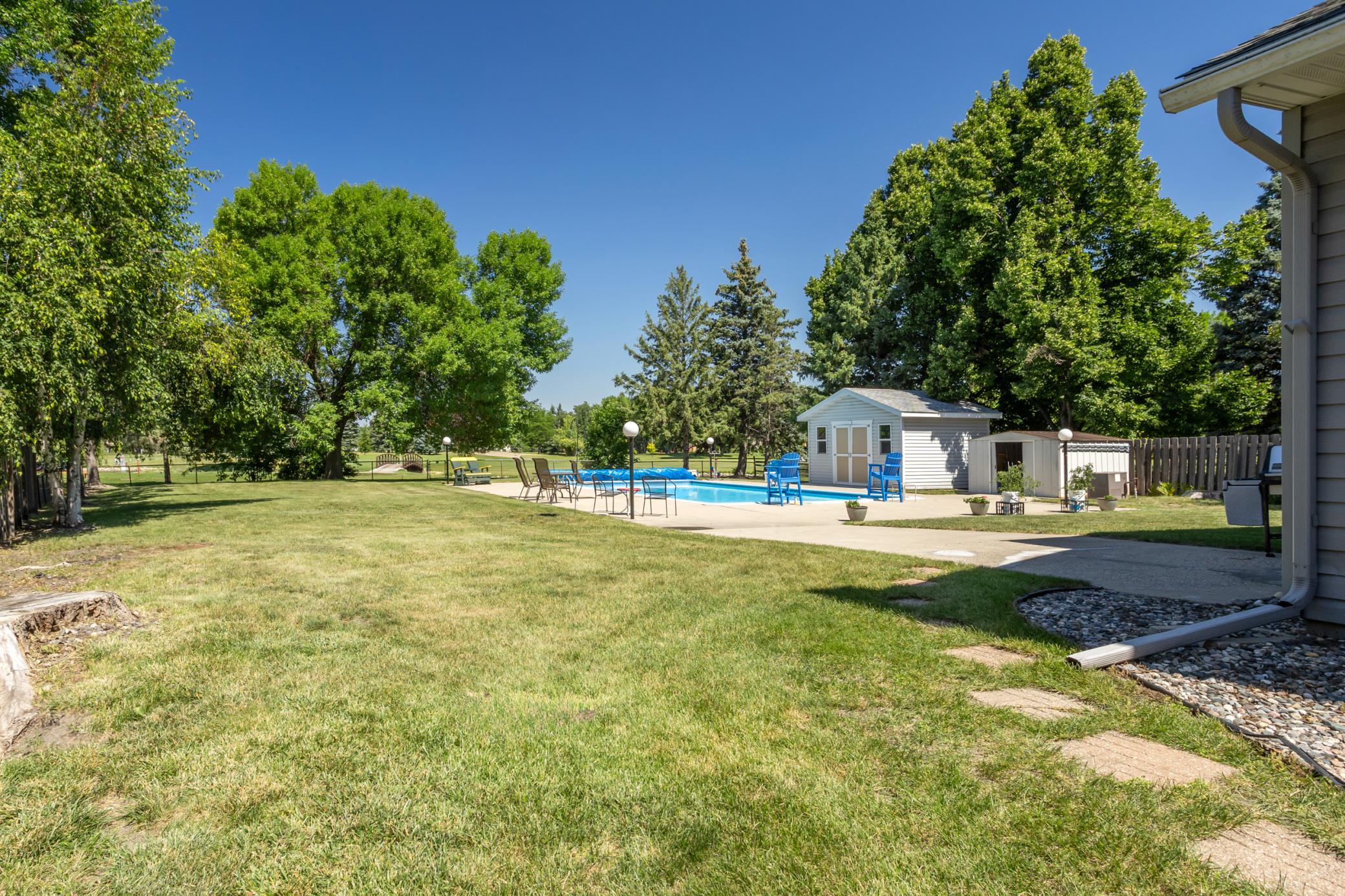 124 Prairiewood Drive S, Fargo ND 58103 - Photo 41 of 53
