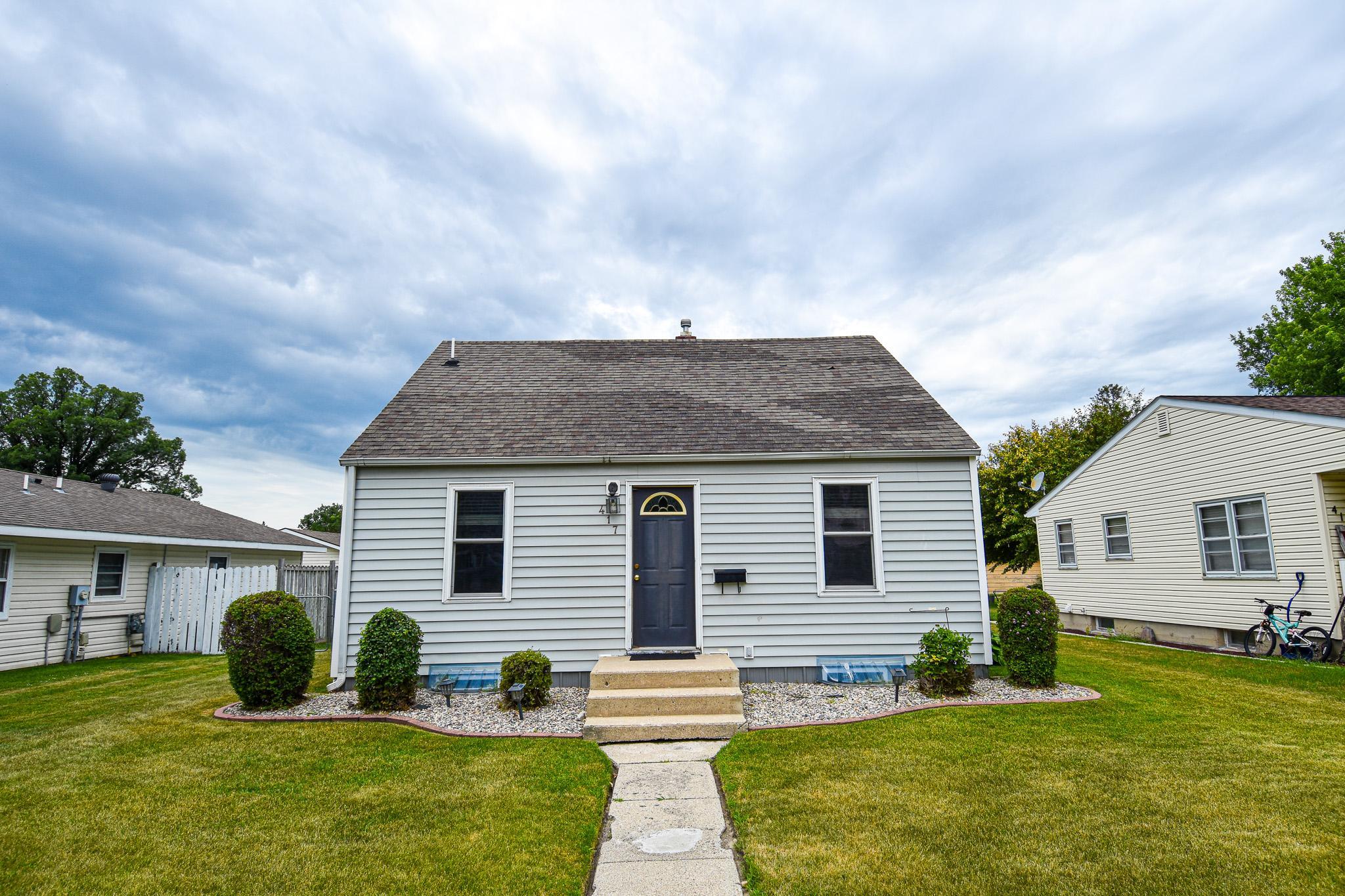 417 Kendall Avenue S, Thief River Falls MN 56701 - Photo 2 of 36