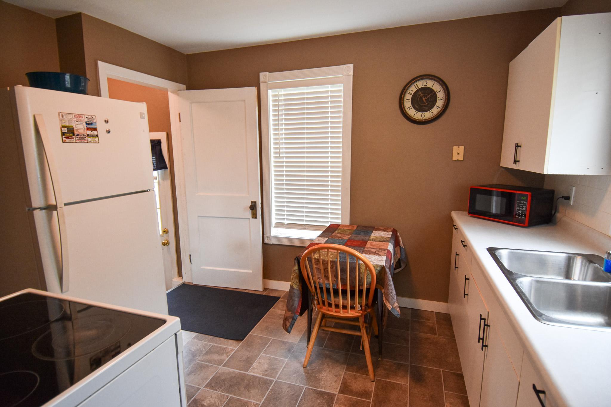 417 Kendall Avenue S, Thief River Falls MN 56701 - Photo 12 of 36
