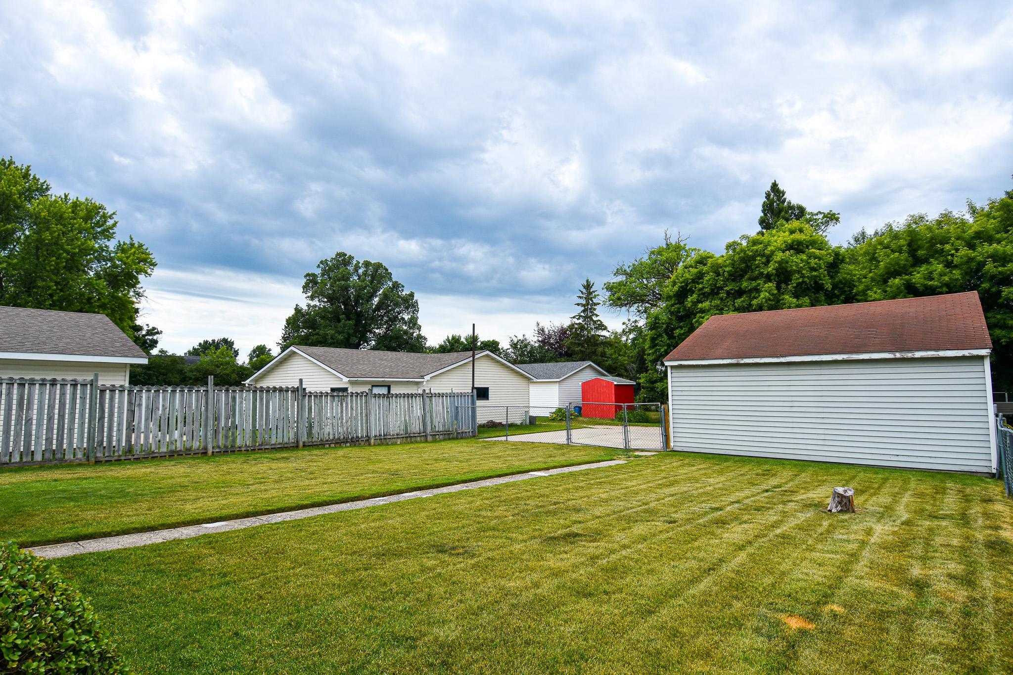 417 Kendall Avenue S, Thief River Falls MN 56701 - Photo 29 of 36