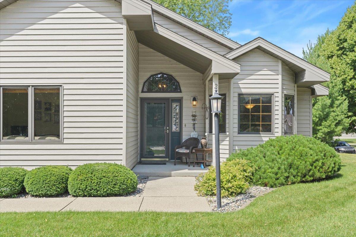 2210 Brookwood Court, Fergus Falls MN 56537 - Photo 3 of 27
