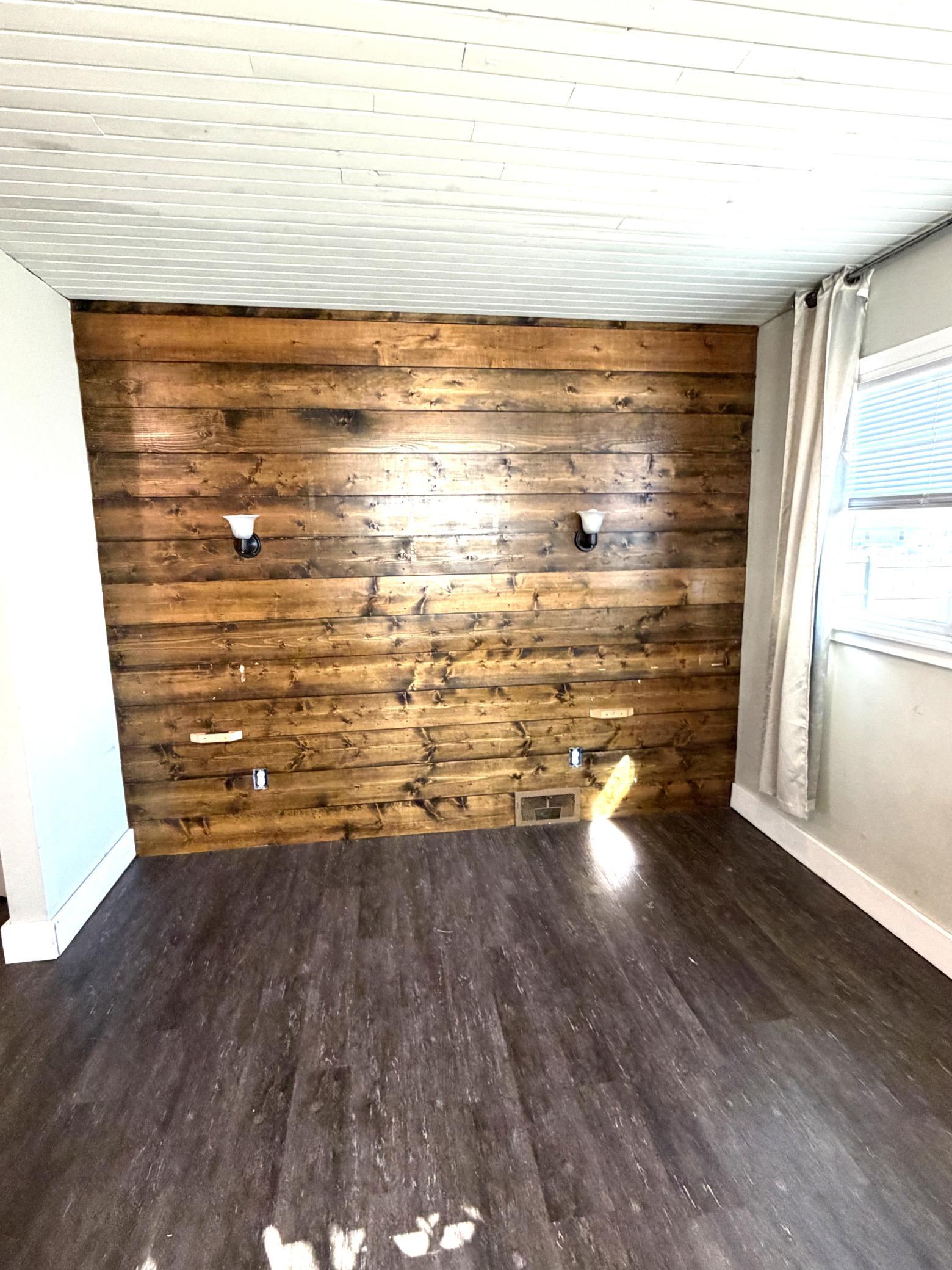 1930 single family home for sale at 207 S Johnson Avenue in Fosston, MN — 4 bed, 3 bath (photo 19 of 52)