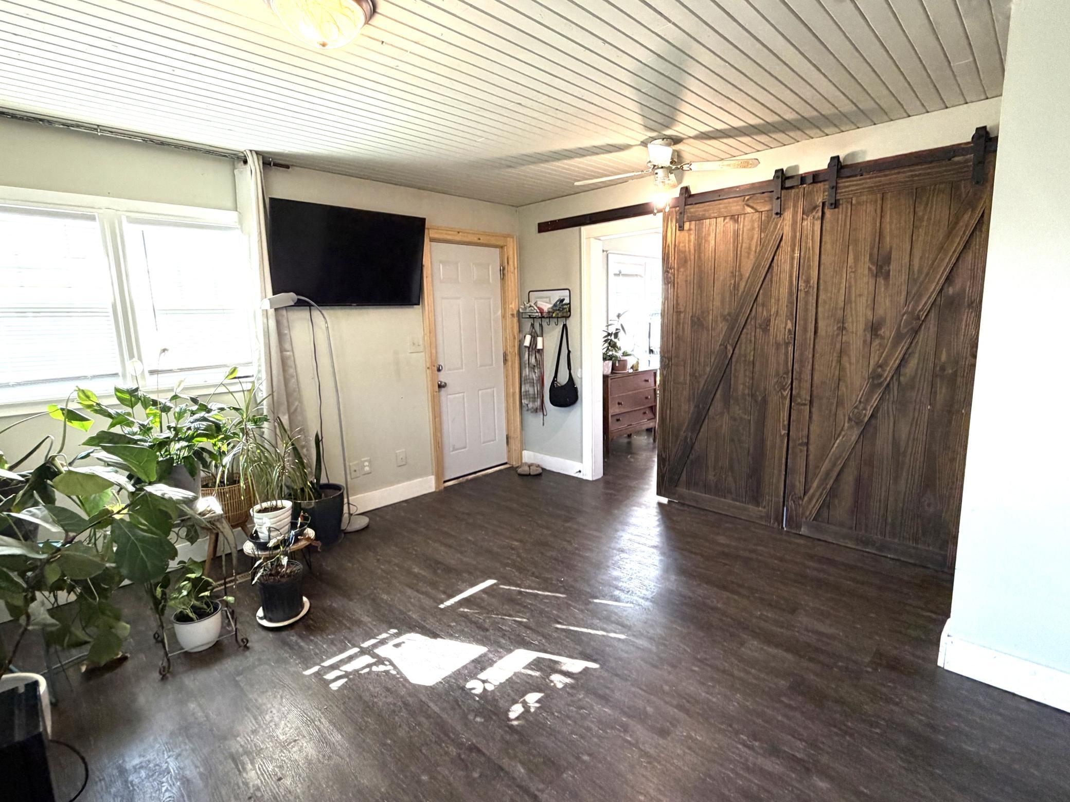 1930 single family home for sale at 207 S Johnson Avenue in Fosston, MN — 4 bed, 3 bath (photo 20 of 52)