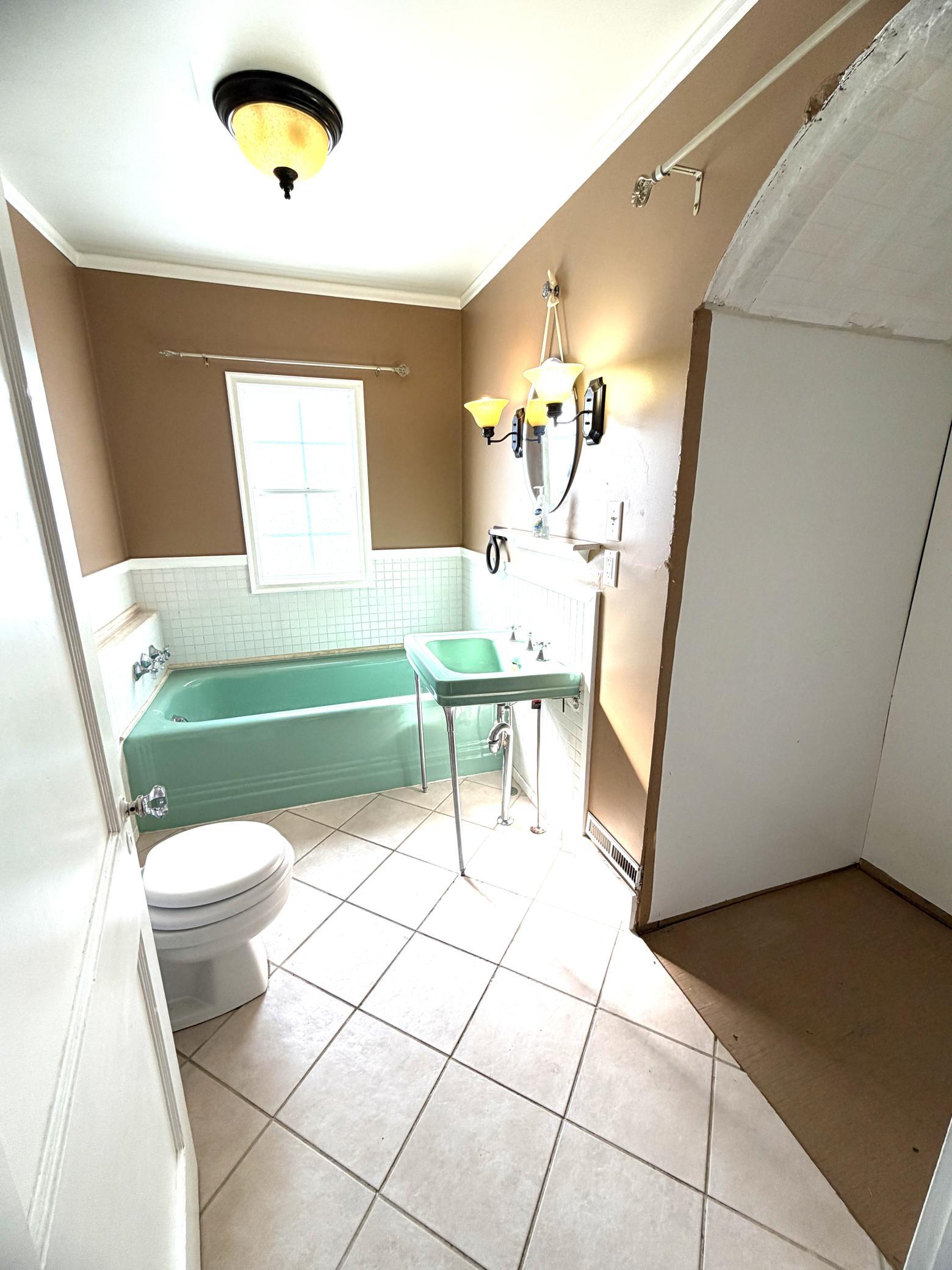 1930 single family home for sale at 207 S Johnson Avenue in Fosston, MN — 4 bed, 3 bath (photo 32 of 52)