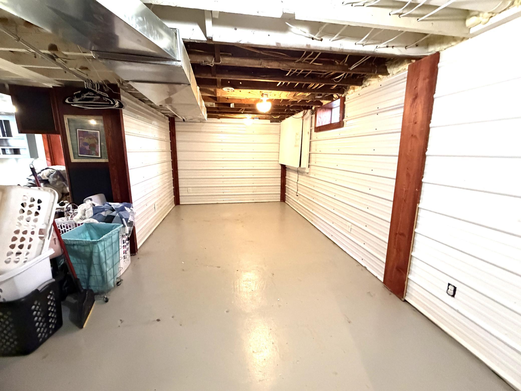 1930 single family home for sale at 207 S Johnson Avenue in Fosston, MN — 4 bed, 3 bath (photo 36 of 52)
