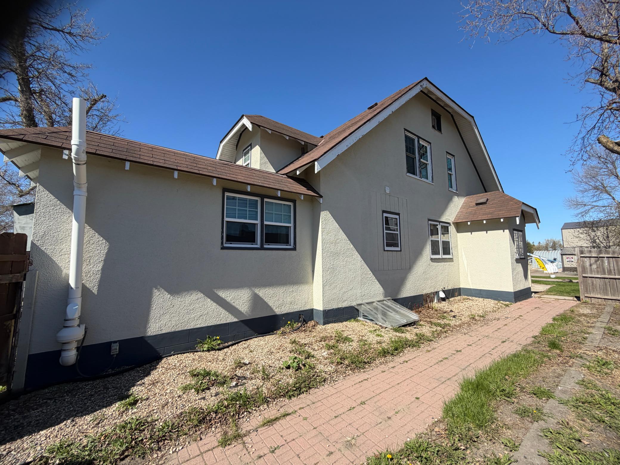 1930 single family home for sale at 207 S Johnson Avenue in Fosston, MN — 4 bed, 3 bath (photo 48 of 52)