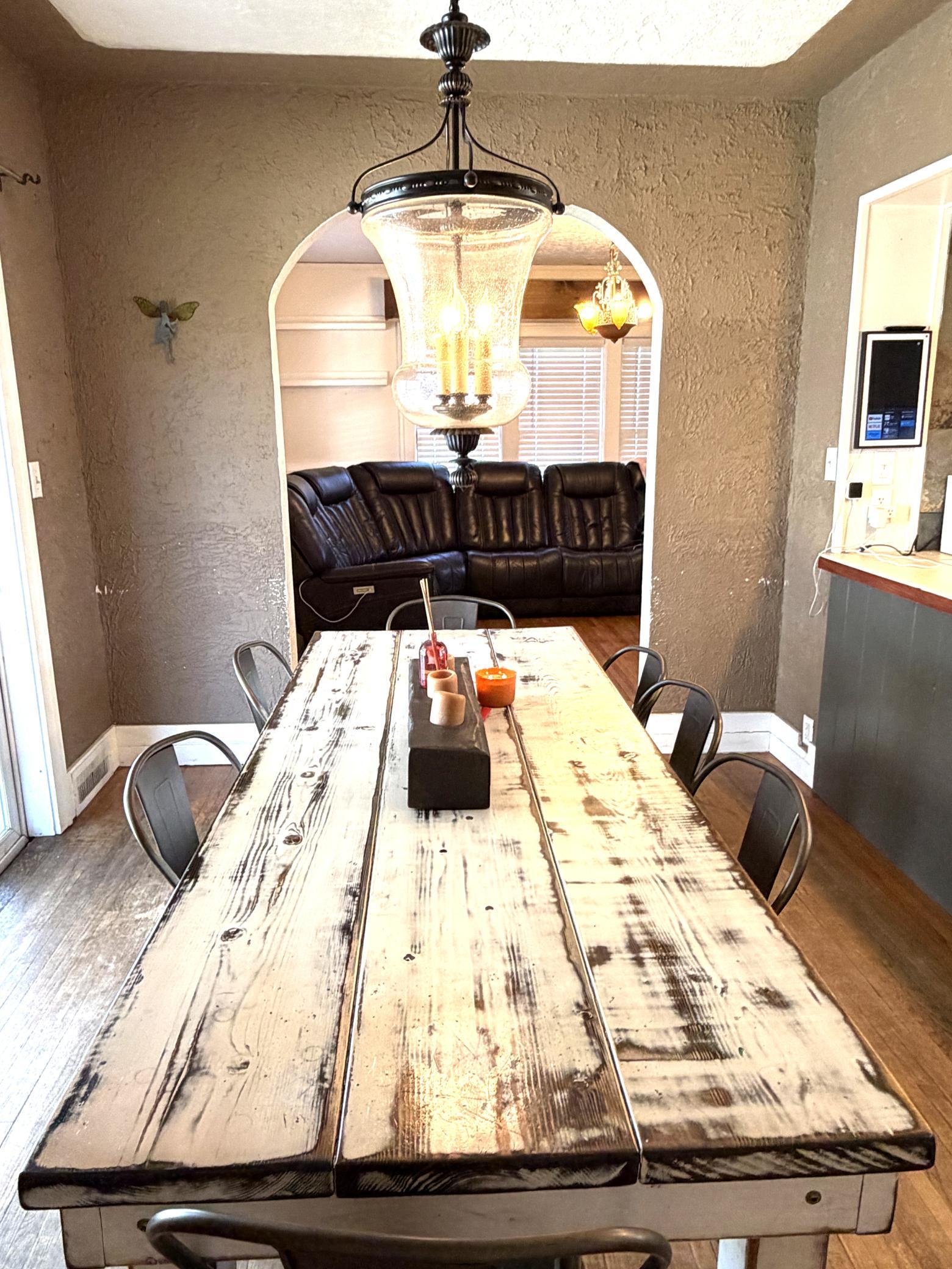 1930 single family home for sale at 207 S Johnson Avenue in Fosston, MN — 4 bed, 3 bath (photo 8 of 52)