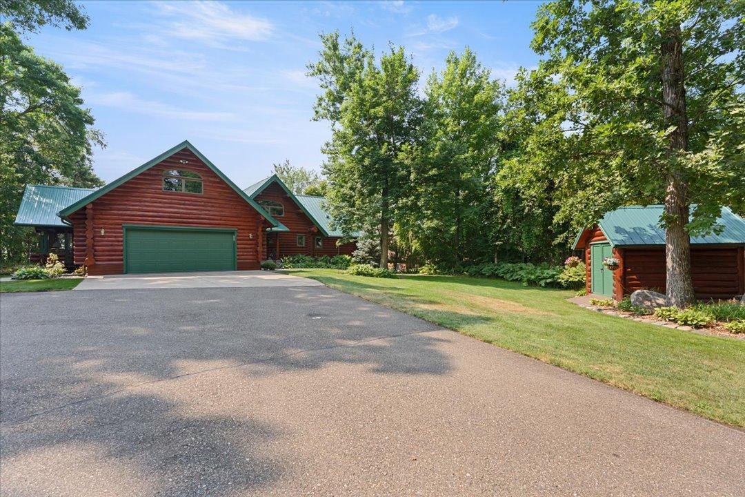 1990 single family home for sale at 2087 Perch Lane SW in Nisswa, MN — 3 bed, 4 bath (photo 3 of 57)