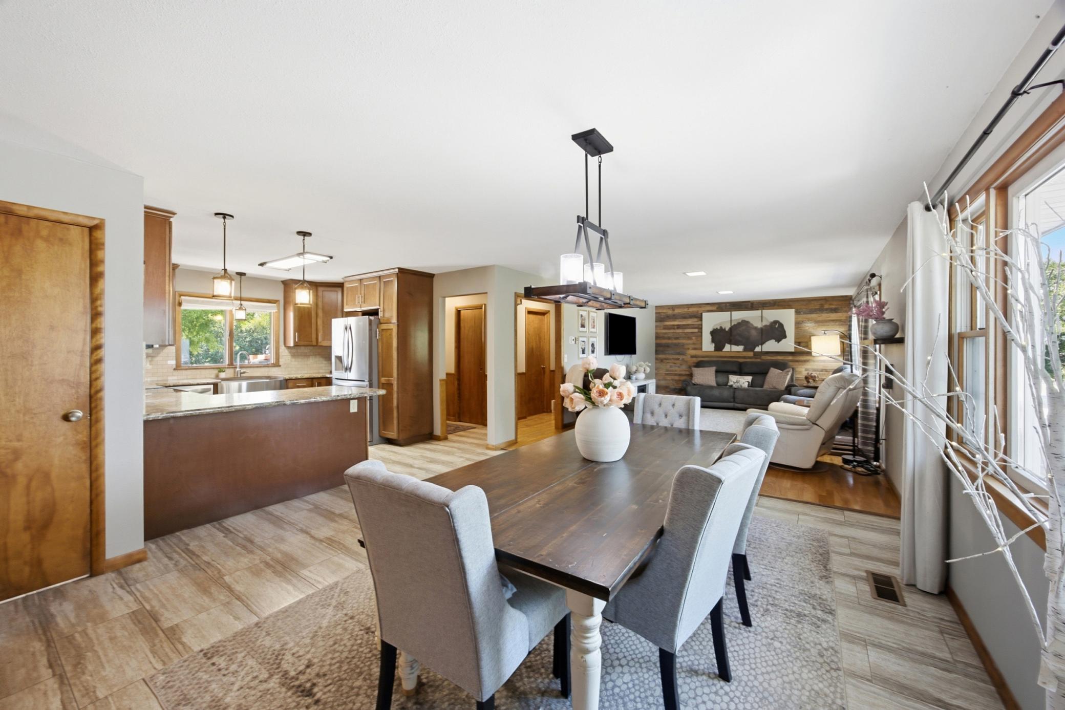 1964 single family home for sale at 250 4th Street in Arthur, ND — 4 bed, 2 bath (photo 15 of 42)