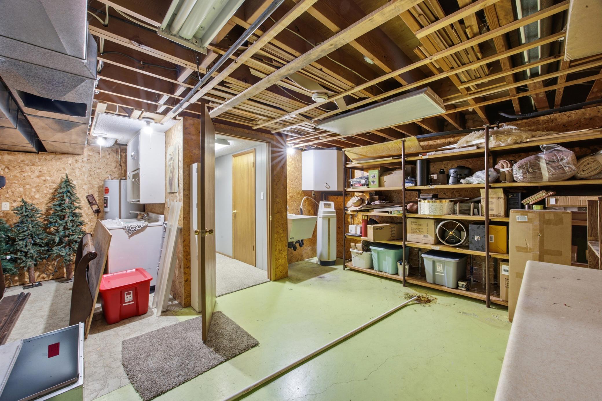 1964 single family home for sale at 250 4th Street in Arthur, ND — 4 bed, 2 bath (photo 31 of 42)