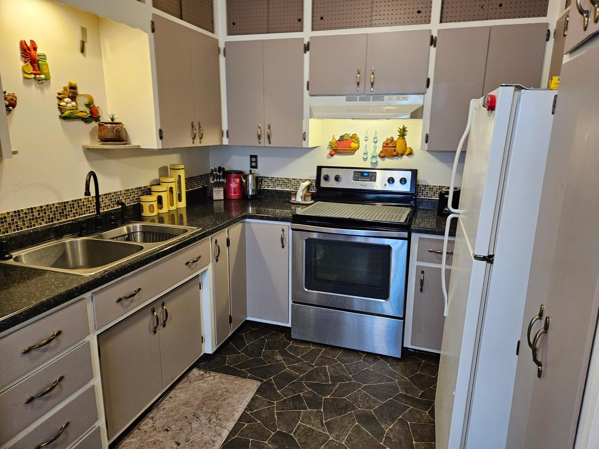 2939 8th Street N, Unit 4, Fargo ND 58102 - Photo 5 of 16