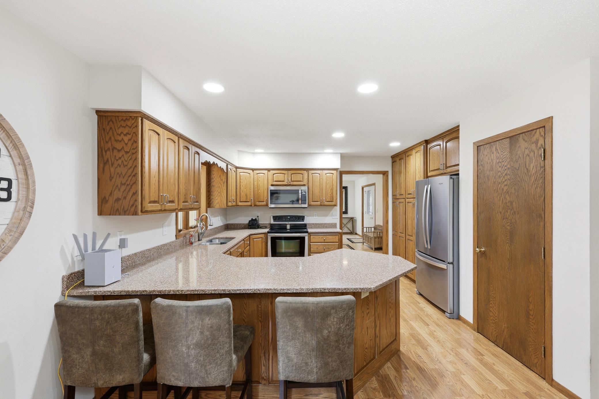 1991 single family home for sale at 6775 50th Avenue S in Sabin, MN — 4 bed, 4 bath (photo 11 of 57)