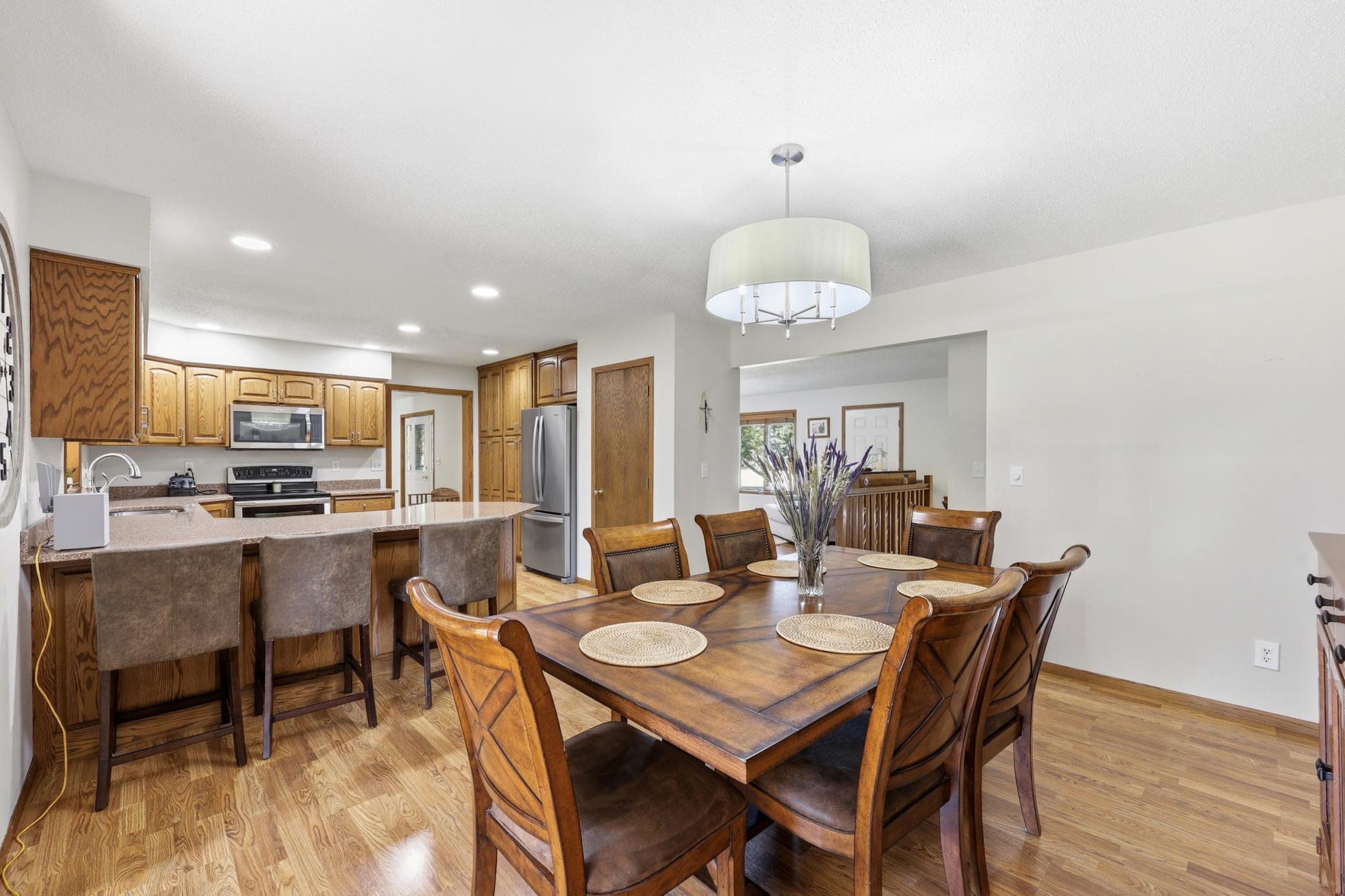 1991 single family home for sale at 6775 50th Avenue S in Sabin, MN — 4 bed, 4 bath (photo 13 of 57)